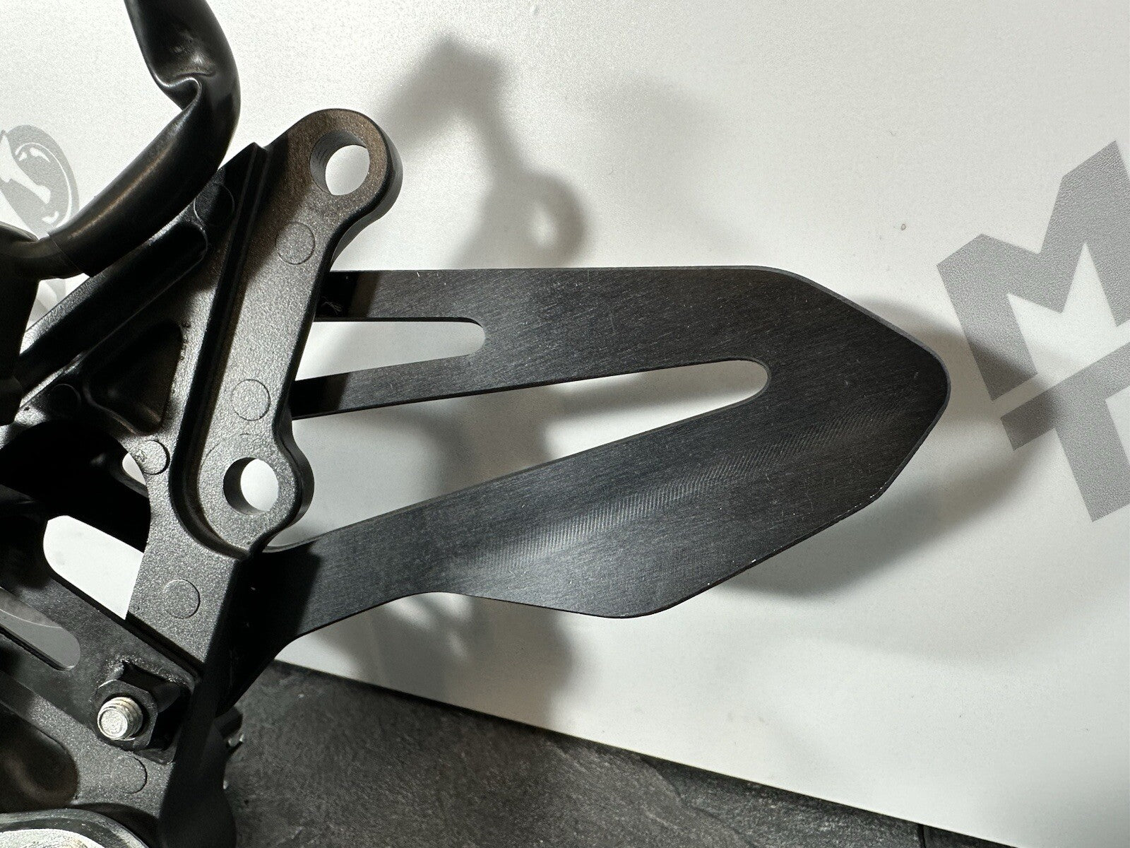 Yamaha R7 690 2024 Right Footrest Hanger Rearset Brake Lever 1784m 2022 2023