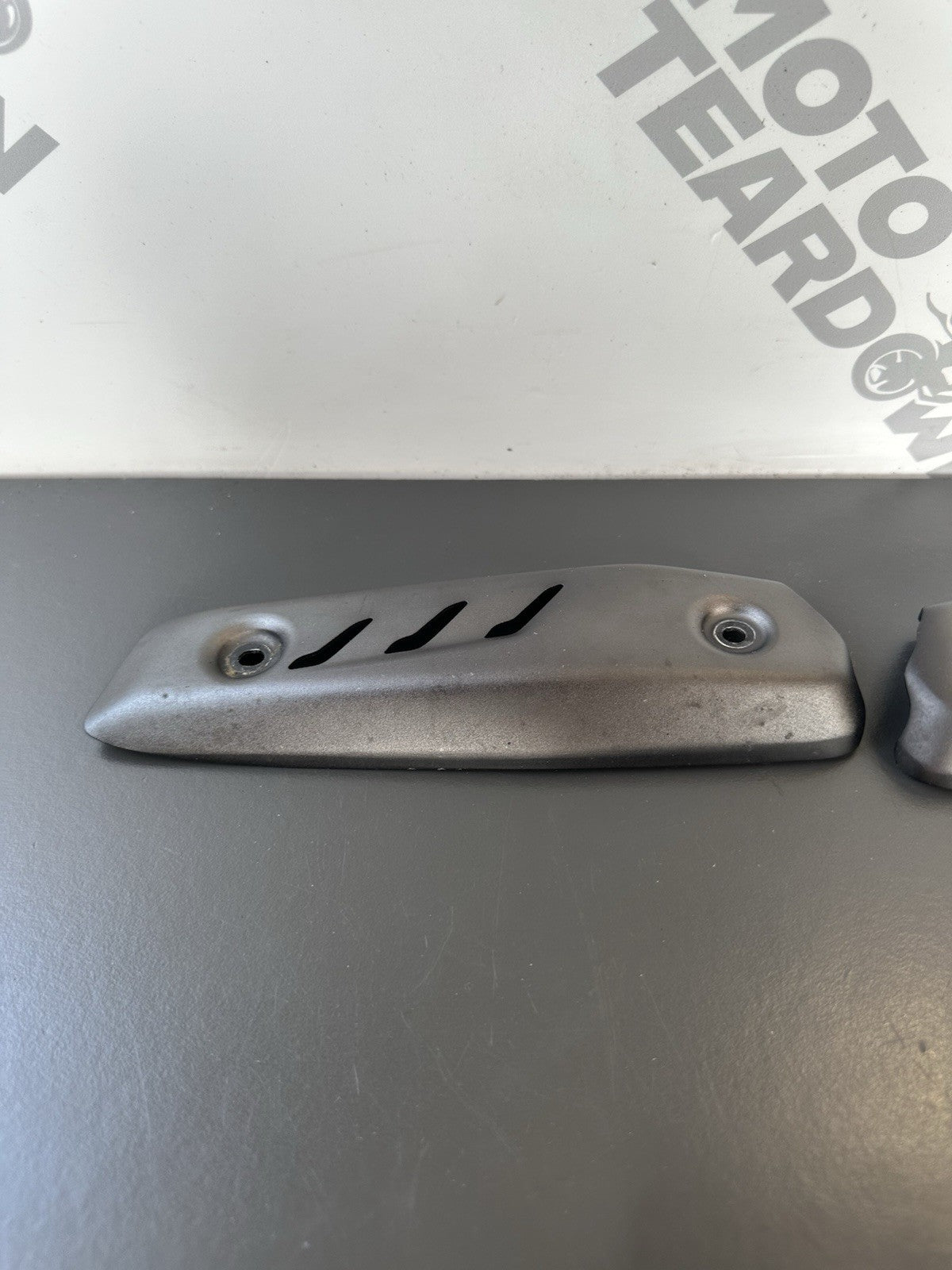 Triumph Street Triple 765RS 765R S Radiator End Plates Brackets 2017-2019 *GREY*