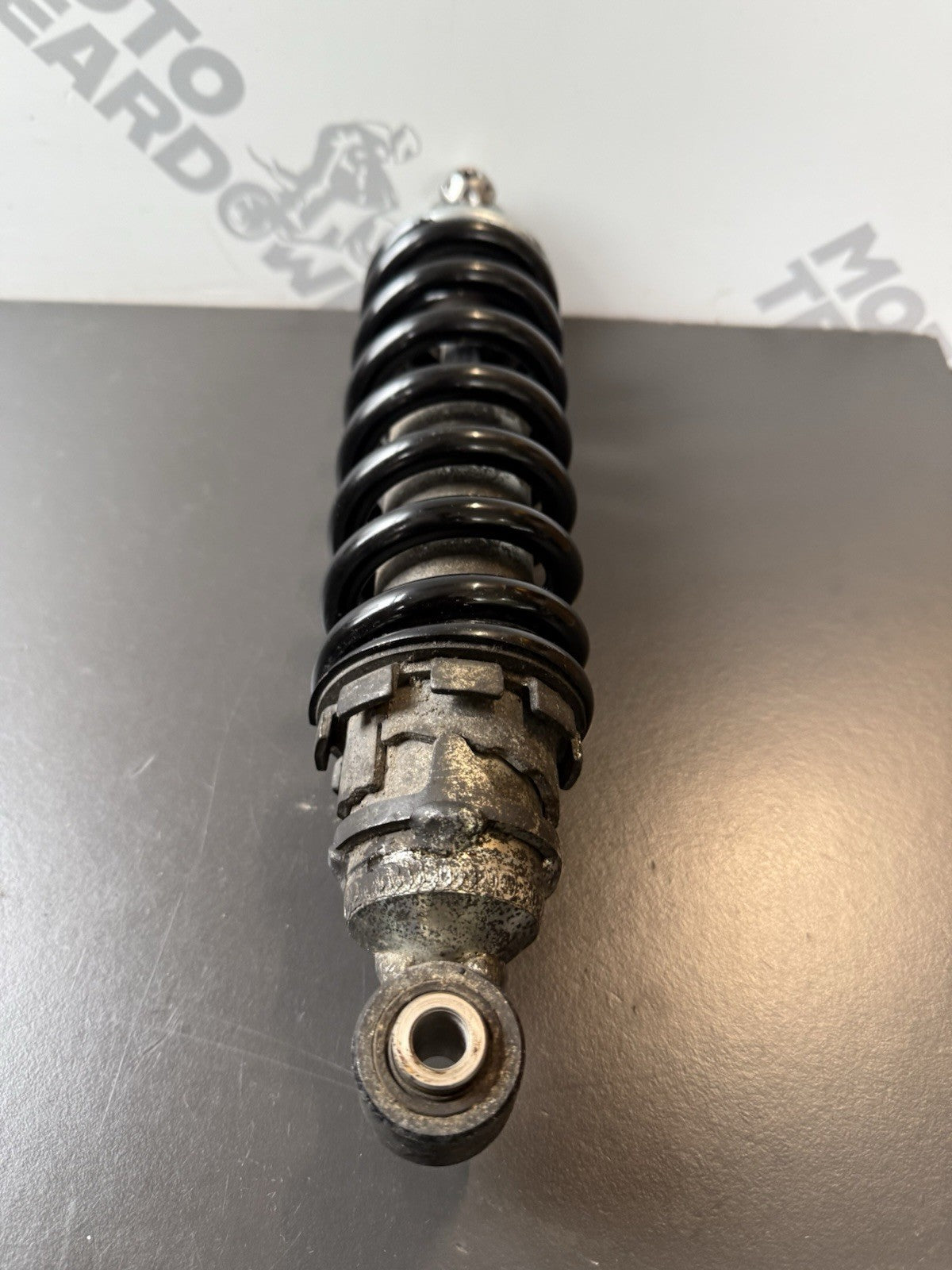 TRIUMPH TRIDENT 660 REAR SHOCK TRIDENT 660 Rear Shock OEM YEAR 2021-2024