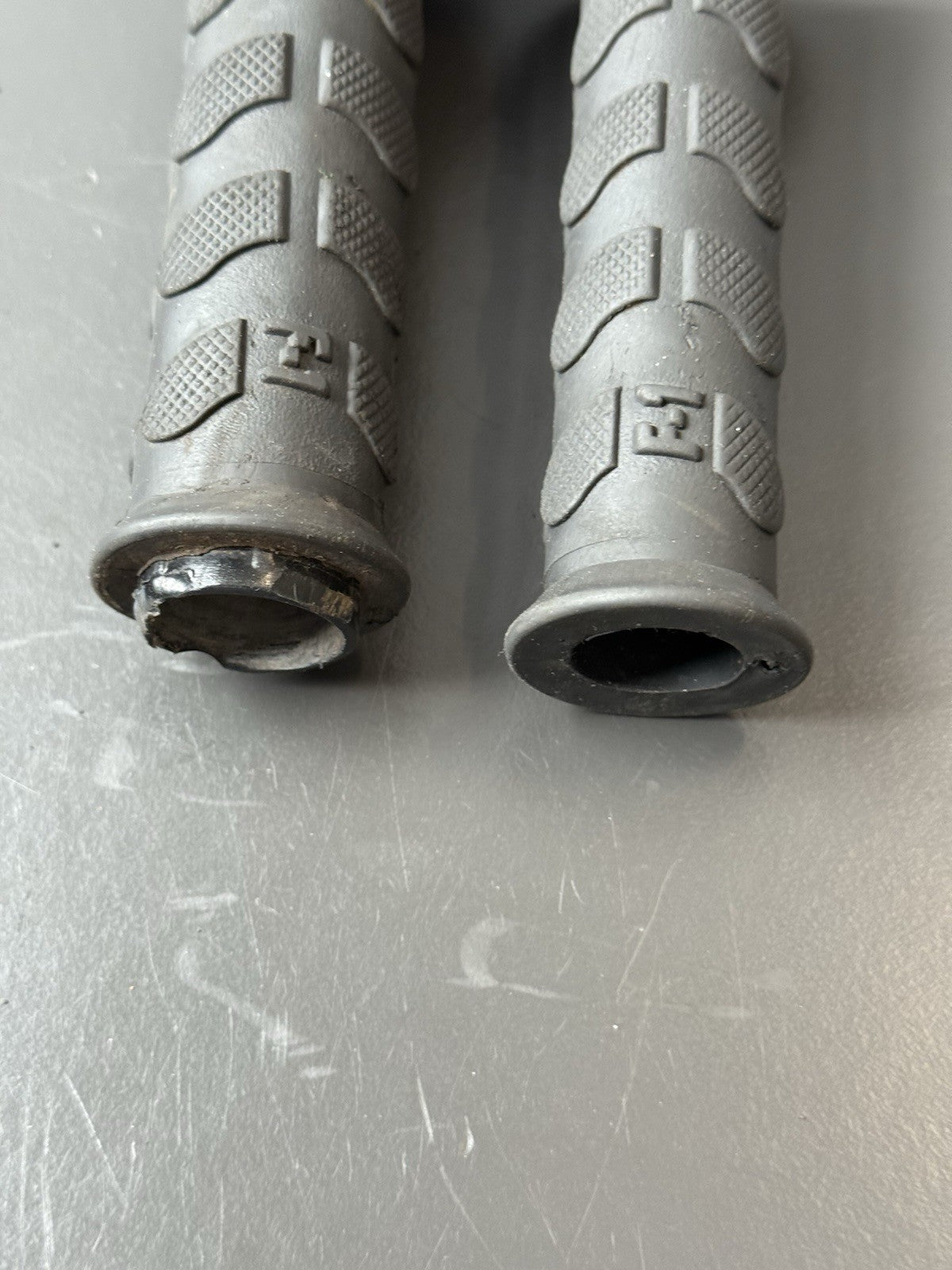 Triumph Street Triple 675 Rubber grips Galindo F1 Handlebar Galindo F1 Grips