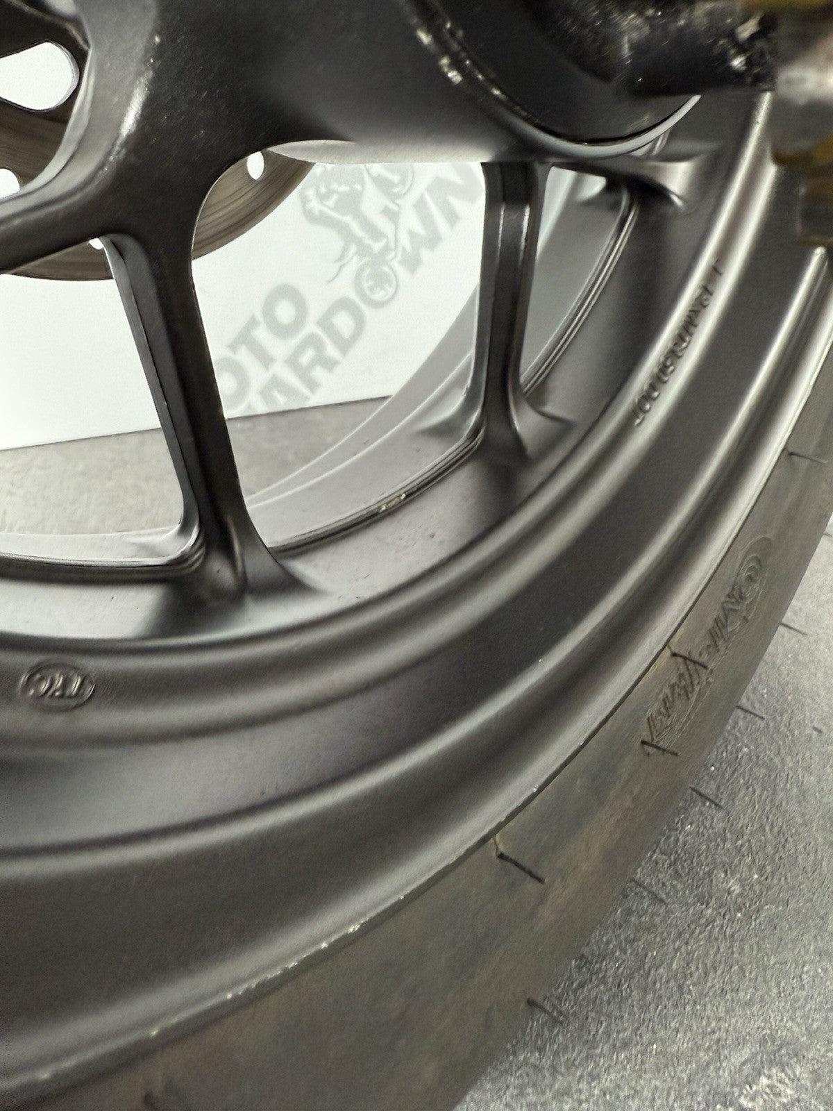 51a81a76-b28c-4f60-aca8-7fd370f5e8d5