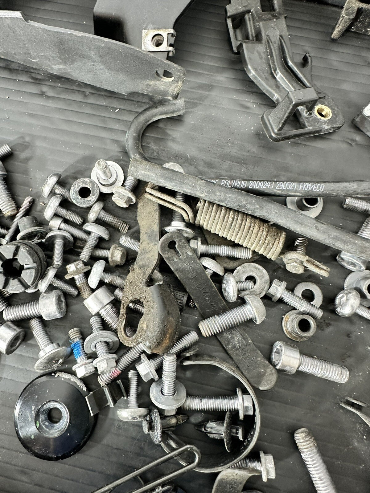Triumph Trident 660 2022 Job Lot Nuts Bolts Fixings 2962 Mile 2021-2024 OEM