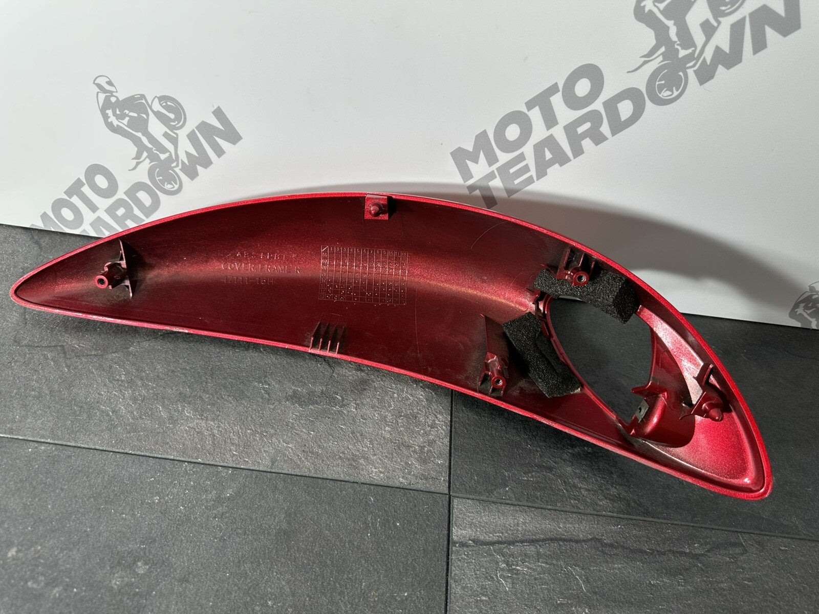Suzuki GSXR 1300 2016 HAYABUSA Rear Right Frame Cover Side Cowl 18408 Miles OEM