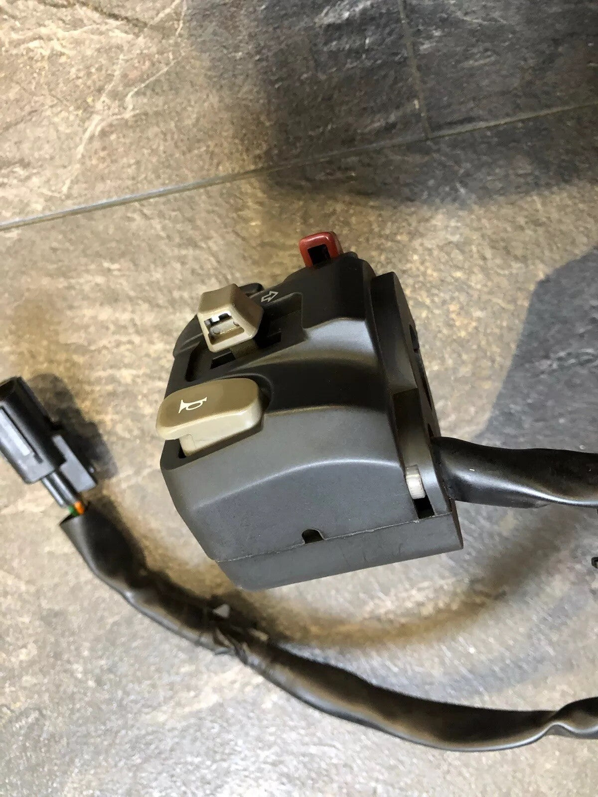 Kawasaki Z1000R Z1000 Left Switch Gear Controls Switchgear 7317 Miles 2018 OEM