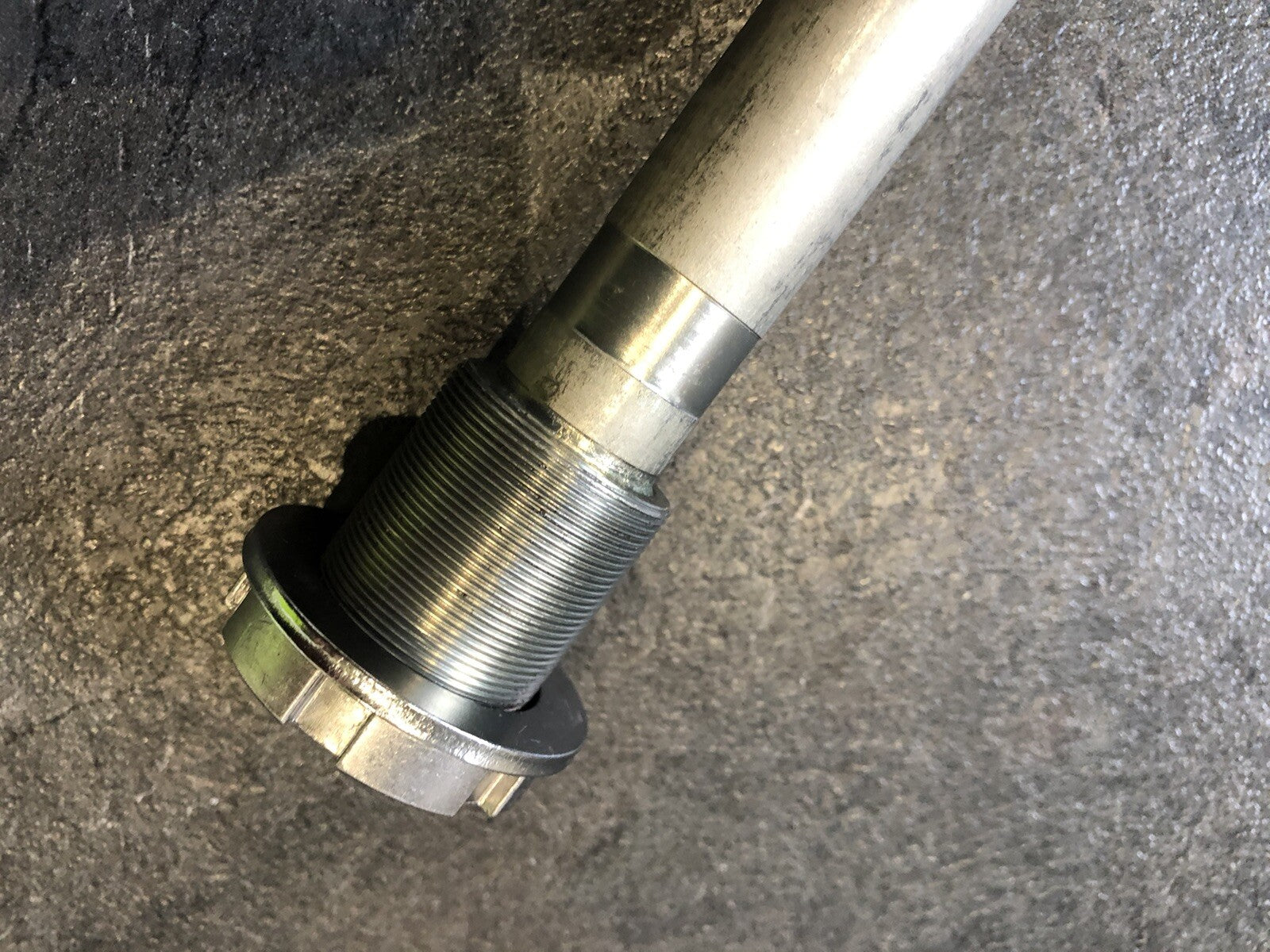 Yamaha MT10 SP 2018 Swingarm Frame Spindle & Bolt Only 5800 Miles OEM