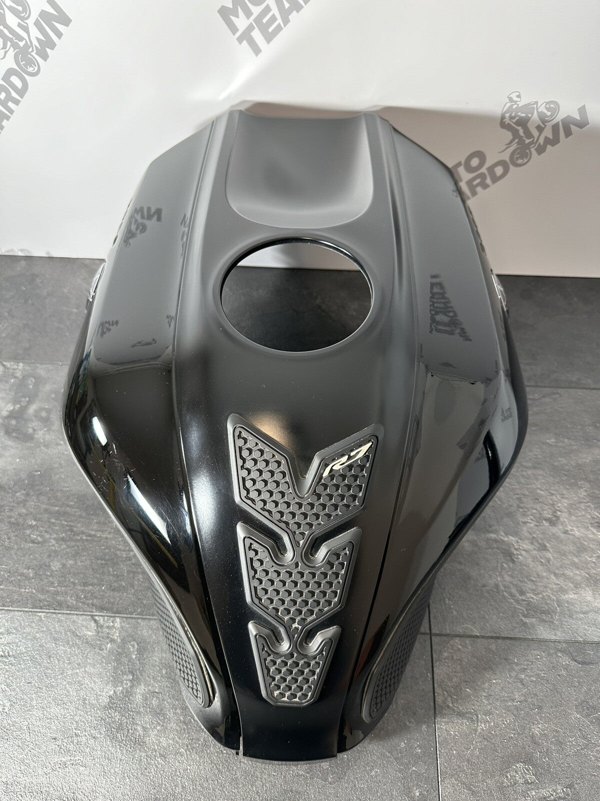 Yamaha R7 690 2024 Fuel Tank Cover Fairing Cowl Petrol Tank 1784 Miles 2022 2023