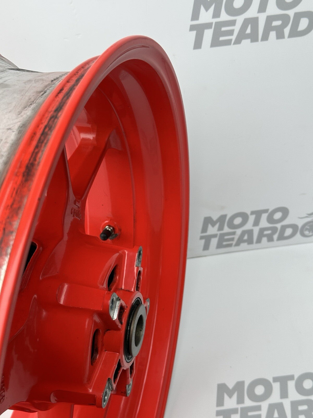 Aprilia Tuono V4 1100 Factory 2017 Rear Wheel Rim Only 9105 Mile RSV4 V4 Rear