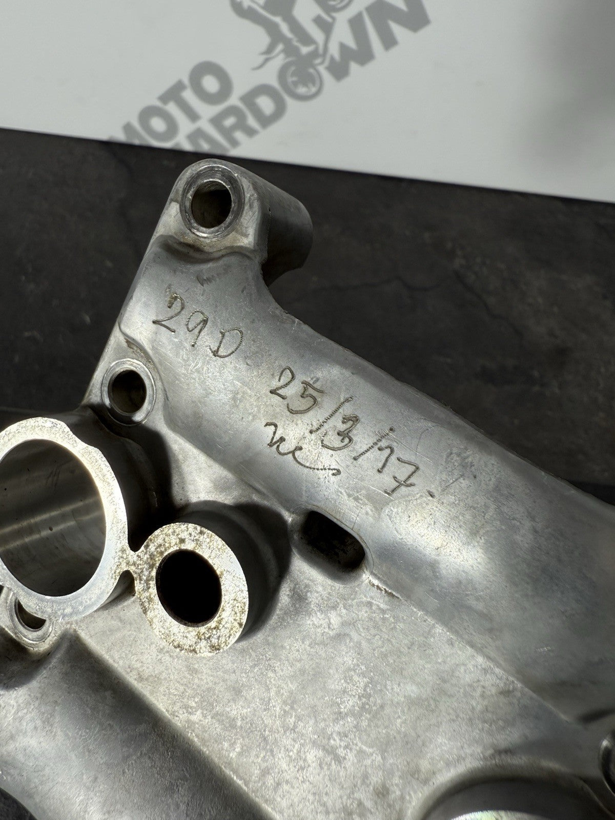 Triumph Street Triple 765 R 2017 Camshaft Guide Clamp 18498 Miles 2018-2021 RS