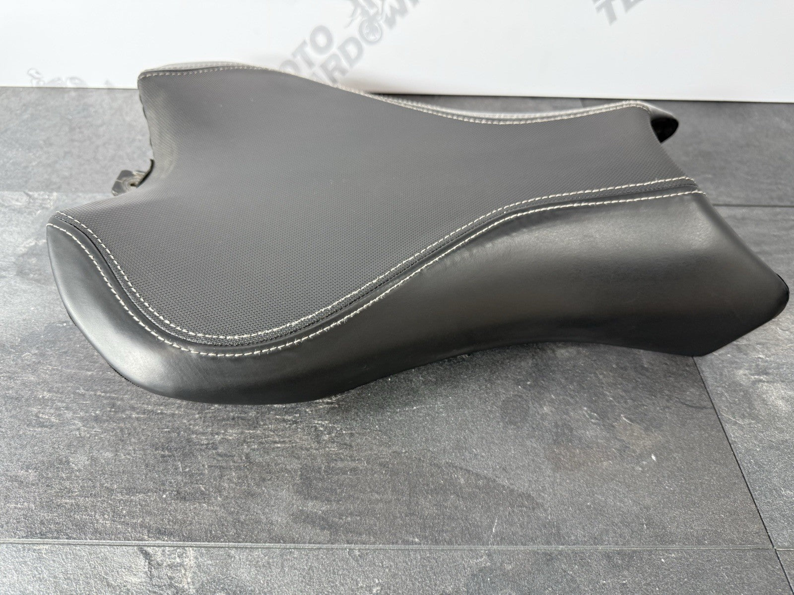 Triumph Street Triple 765 RS 2021 Front Riders Seat 21650 Miles 2020-2022 OEM