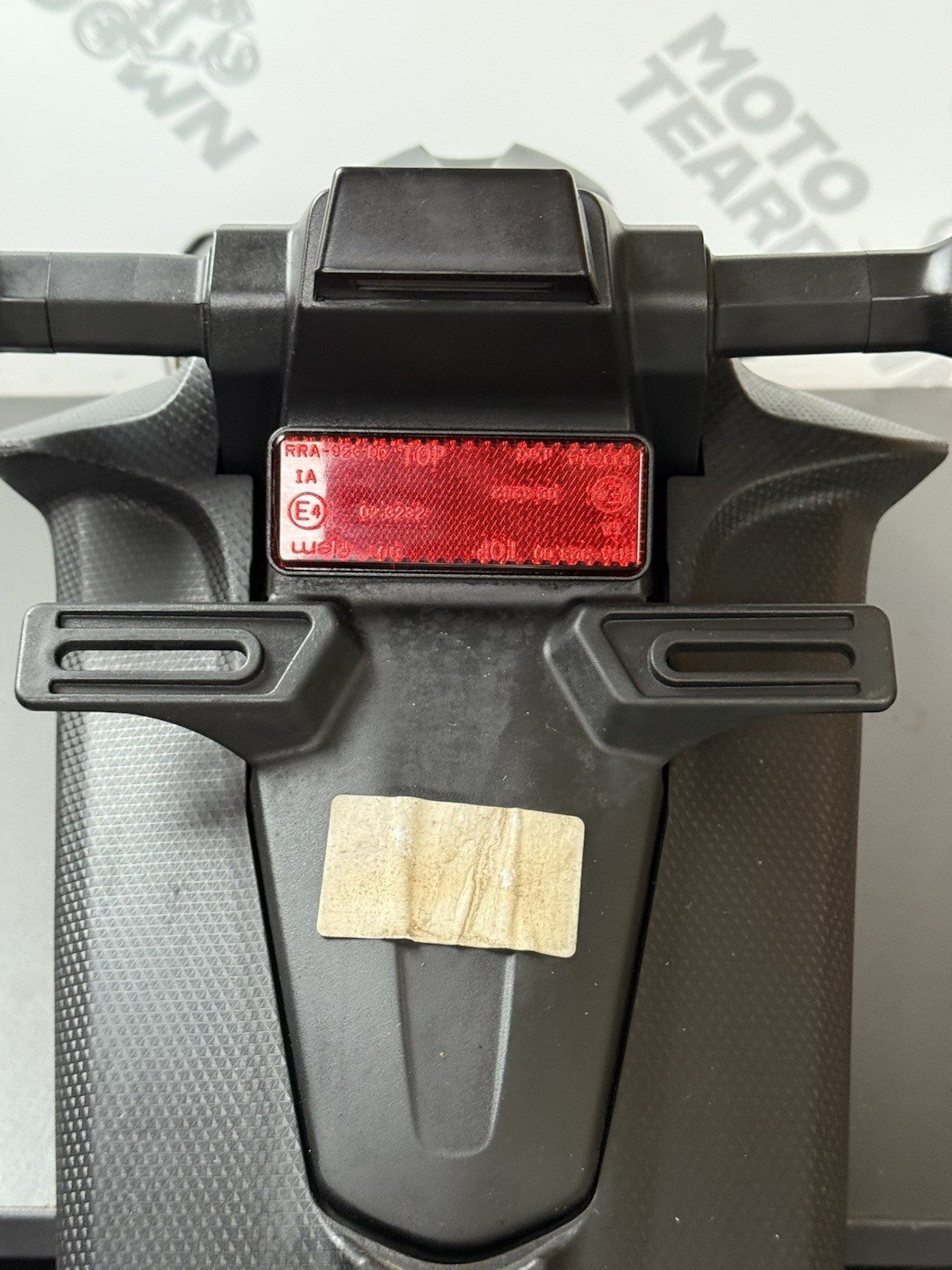 SUZUKI GSXS 125 REAR NUMBER PLATE HOLDER + INDICATORS 2017-2021 Tail Tidy OEM