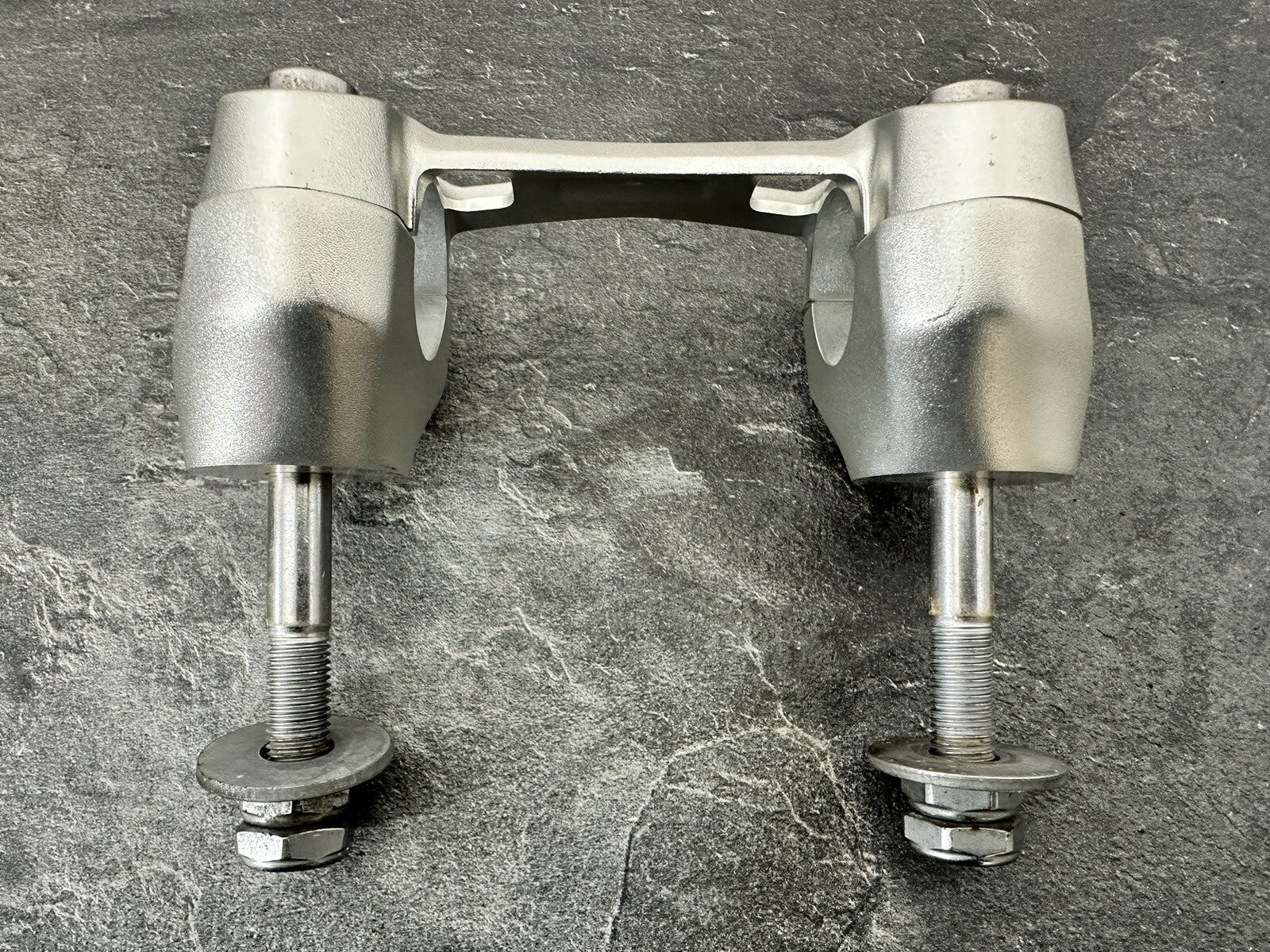 Triumph Street Triple 765 RS 2017 Handlebar Risers Clamps 12184m 2018-2021 OEM