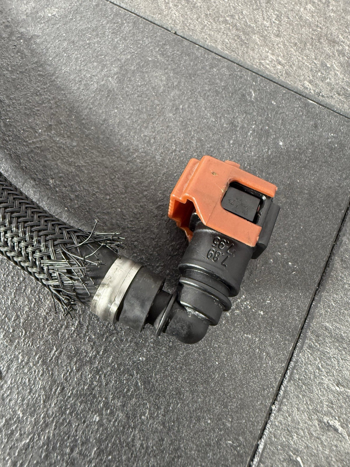 056df86f-6d24-4006-979b-22b06e412bdb