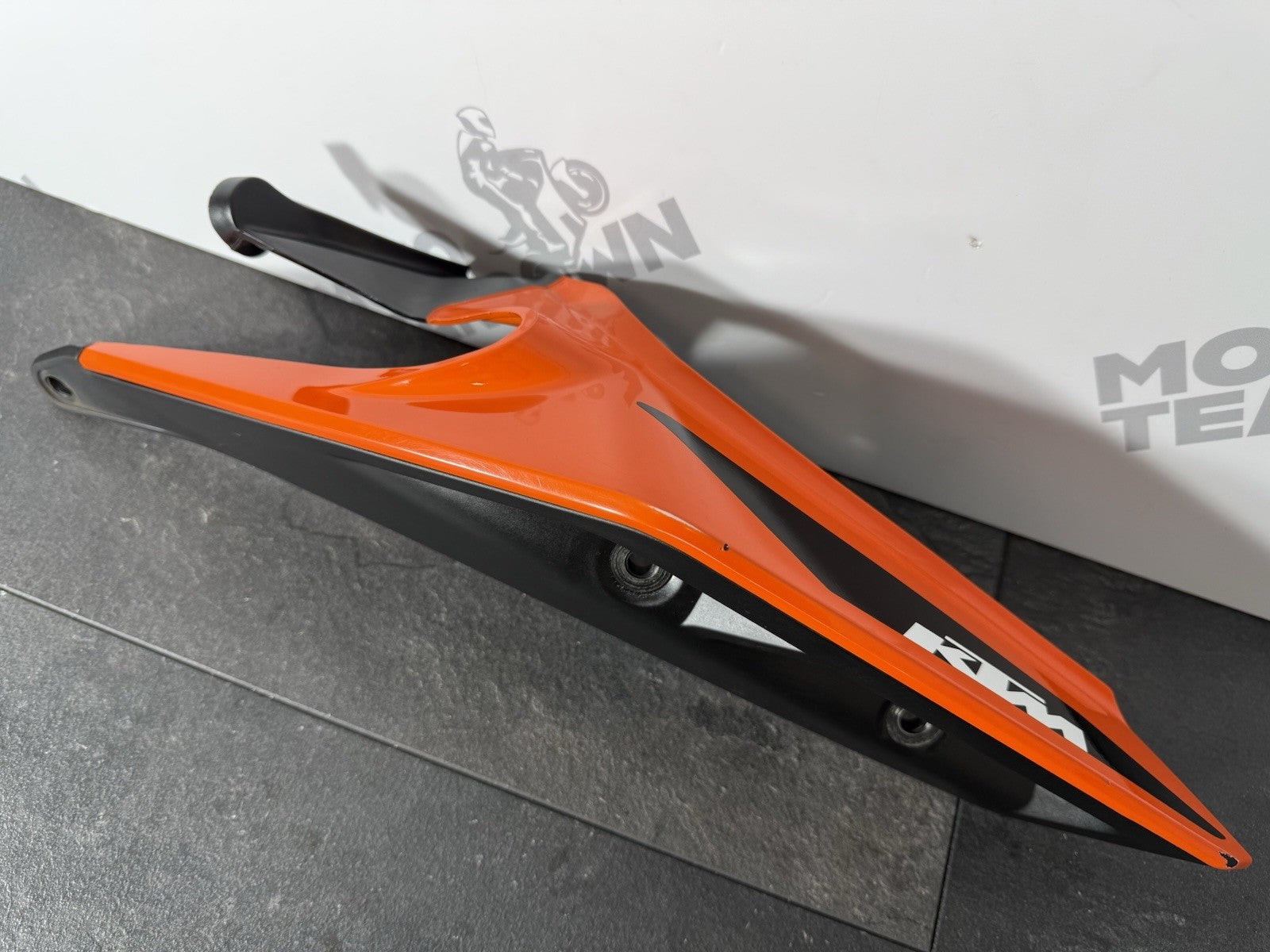 fa825bf7-ee96-4c6f-a2c2-5a34a4db2820