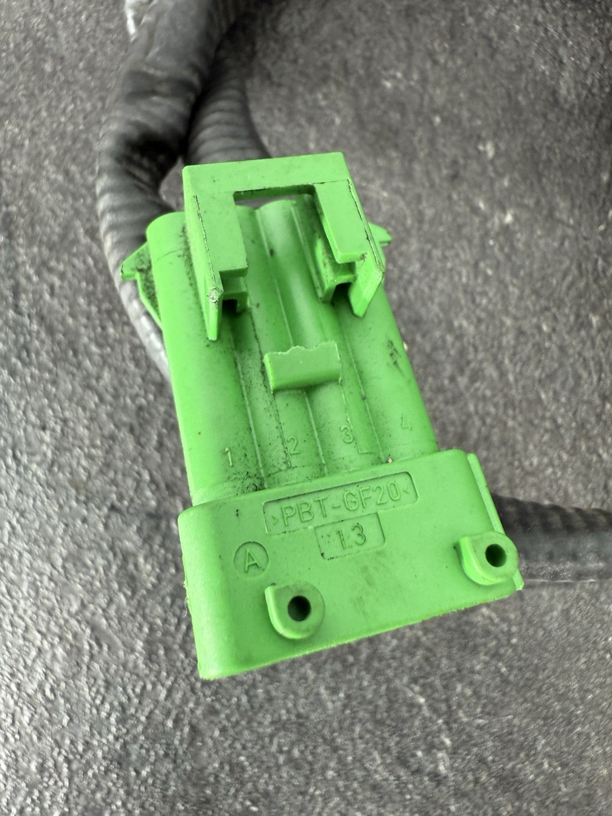 6651839b-8da5-4d4e-beca-48712cd2bdec