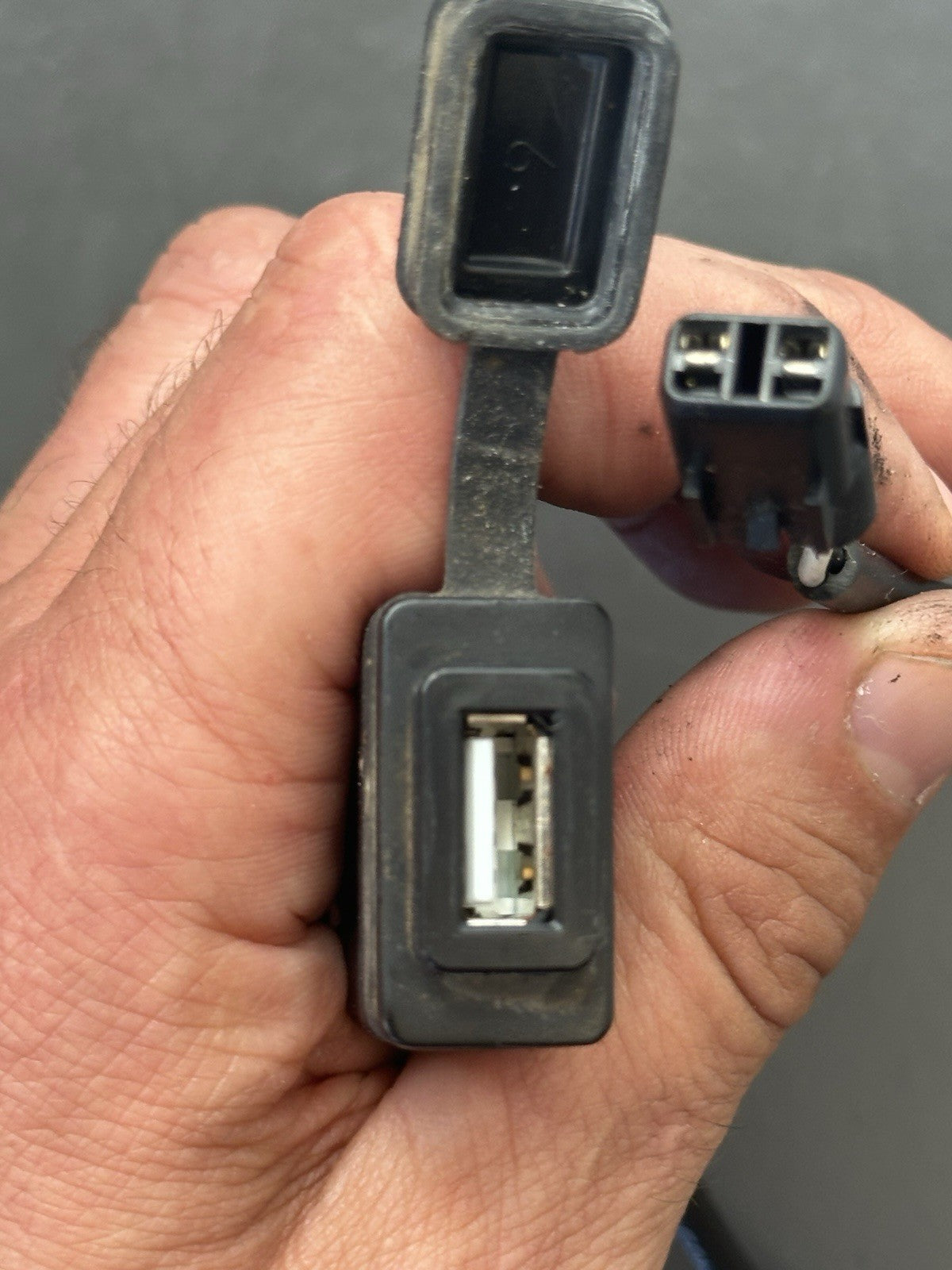 Triumph Street Triple 765R 765RS USB Connector Socket OEM 2017-2019 USB OEM