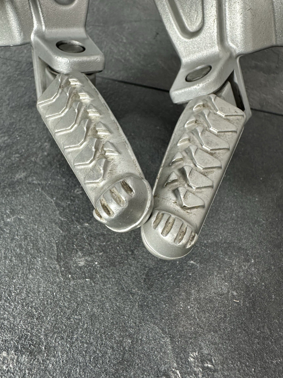 Aprilia RS660 2021 Pillion Footrests Foot pegs Only 6220 Miles 2022-2025 OEM