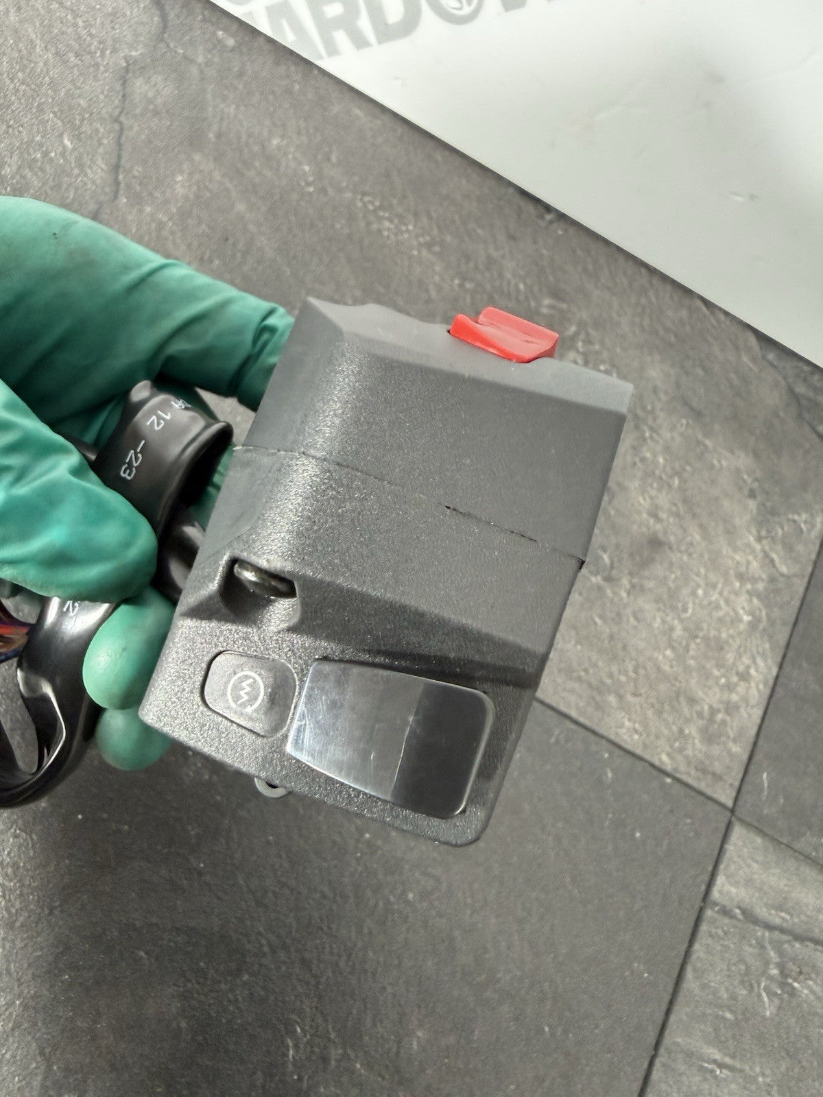 96594b44-7833-4028-a72f-6b094ca17cbb