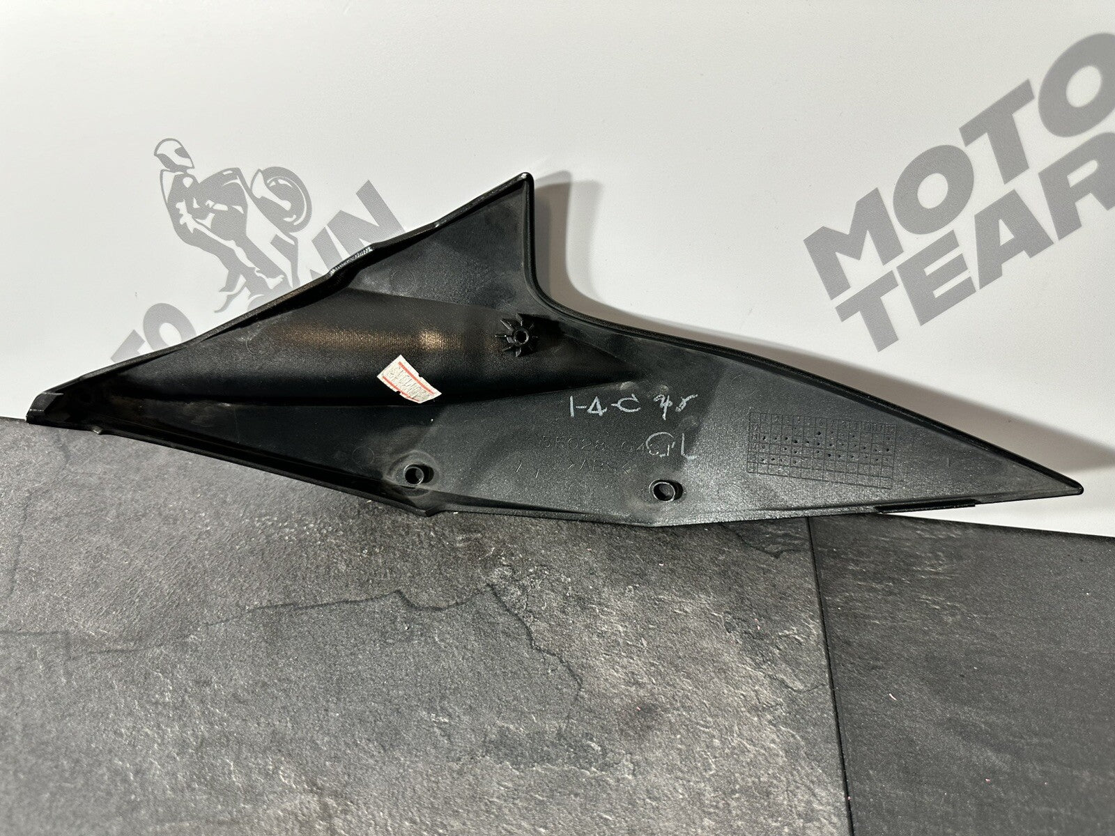 Kawasaki Z800 2016 Left Side Headlight Fairing Panel 12691 Miles 2013-2018 OEM