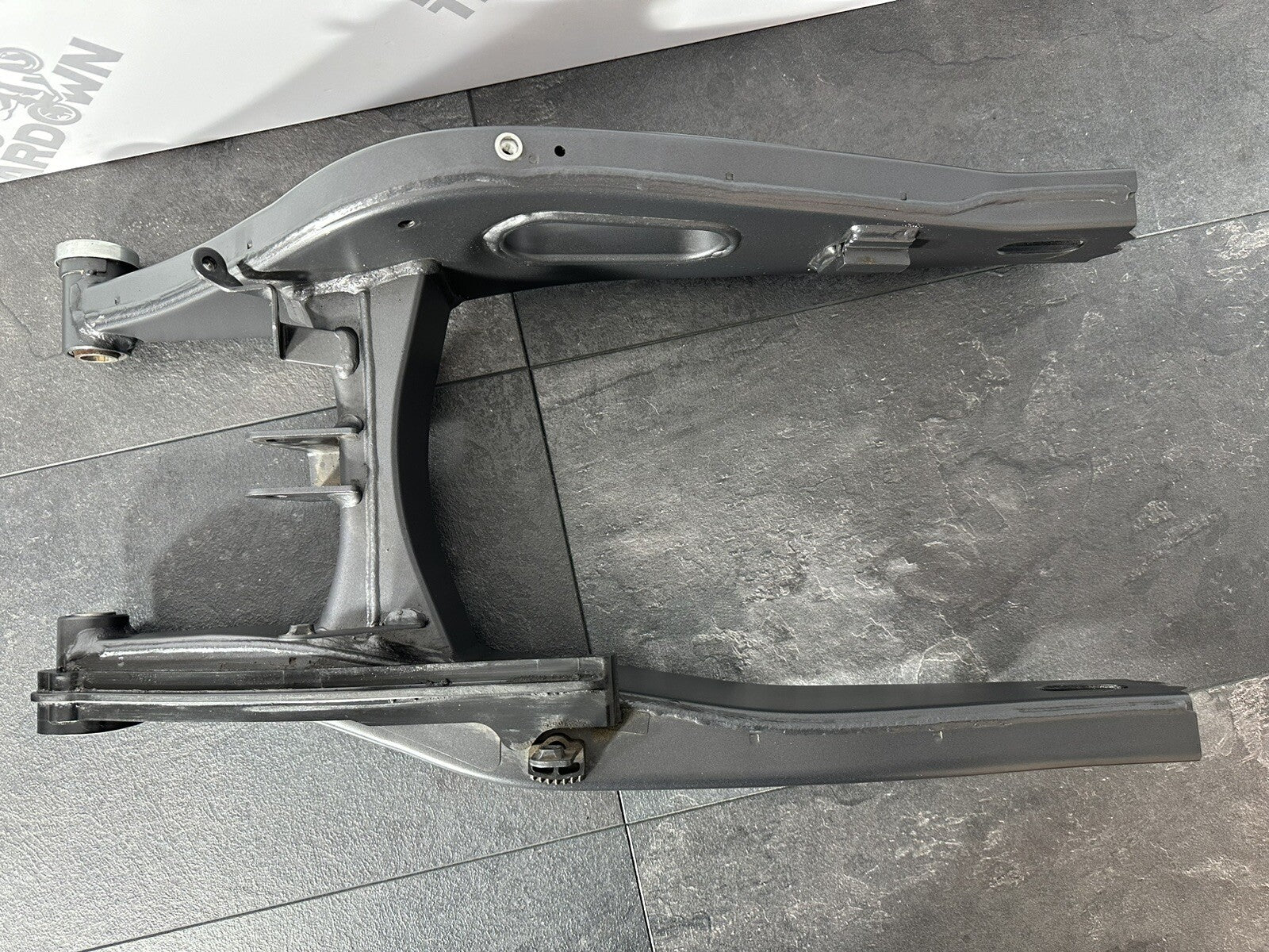 Yamaha R7 690 2024 Swingarm Swinging Arm Only 1784 Mile 2022 2023 OEM