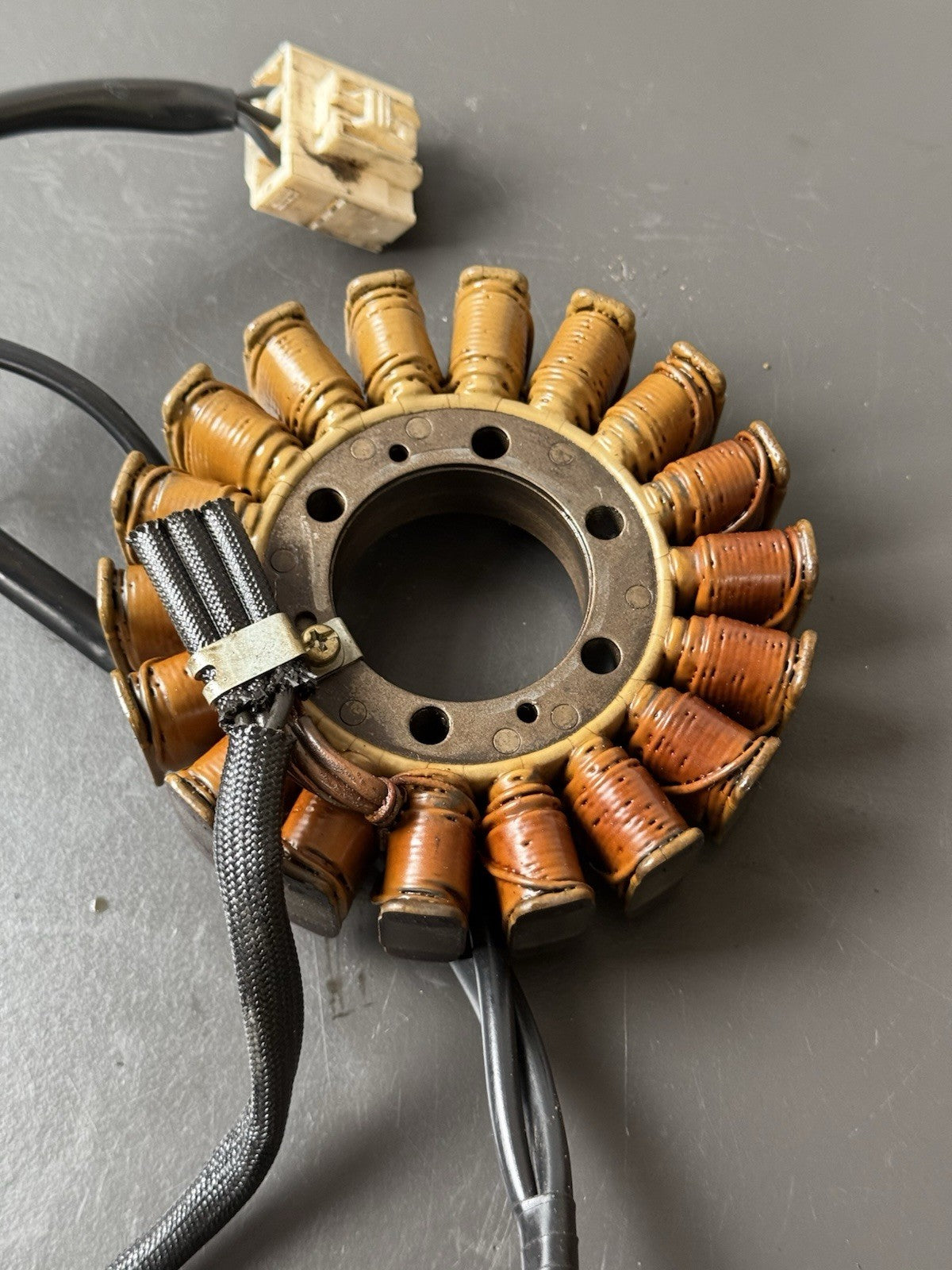 TRIUMPH STREET TRIPLE 675R GENERATOR / STATOR ALTERNATOR 2013-2016 OEM