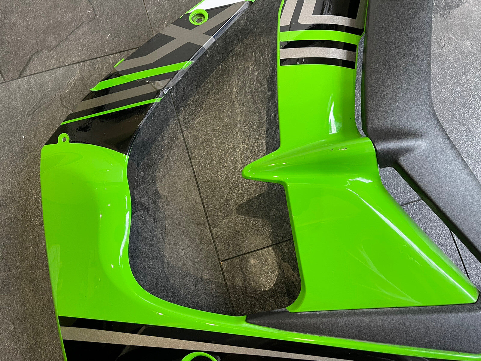 Kawasaki Ninja ZX10R 2017 Right Side Fairing Cowling 16125 Miles 2016-2018 OEM
