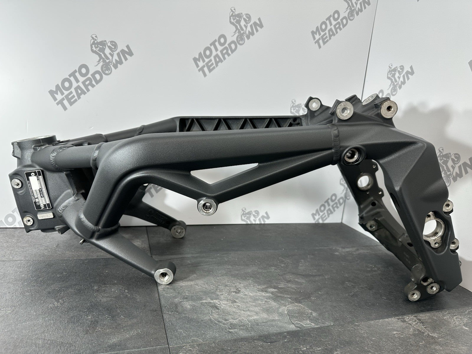 Triumph Street Triple 675 R 2015 Frame With V5 Main Frame 2013-2016 16470m CAT N