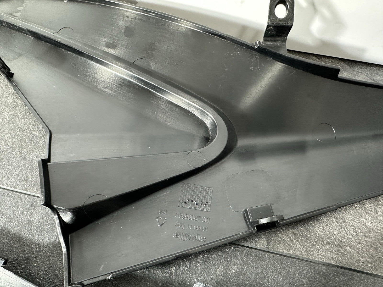Aprilia RS660 2021 Side Fairings Tank Fairing Panel 6220 Miles 2022-2025 OEM