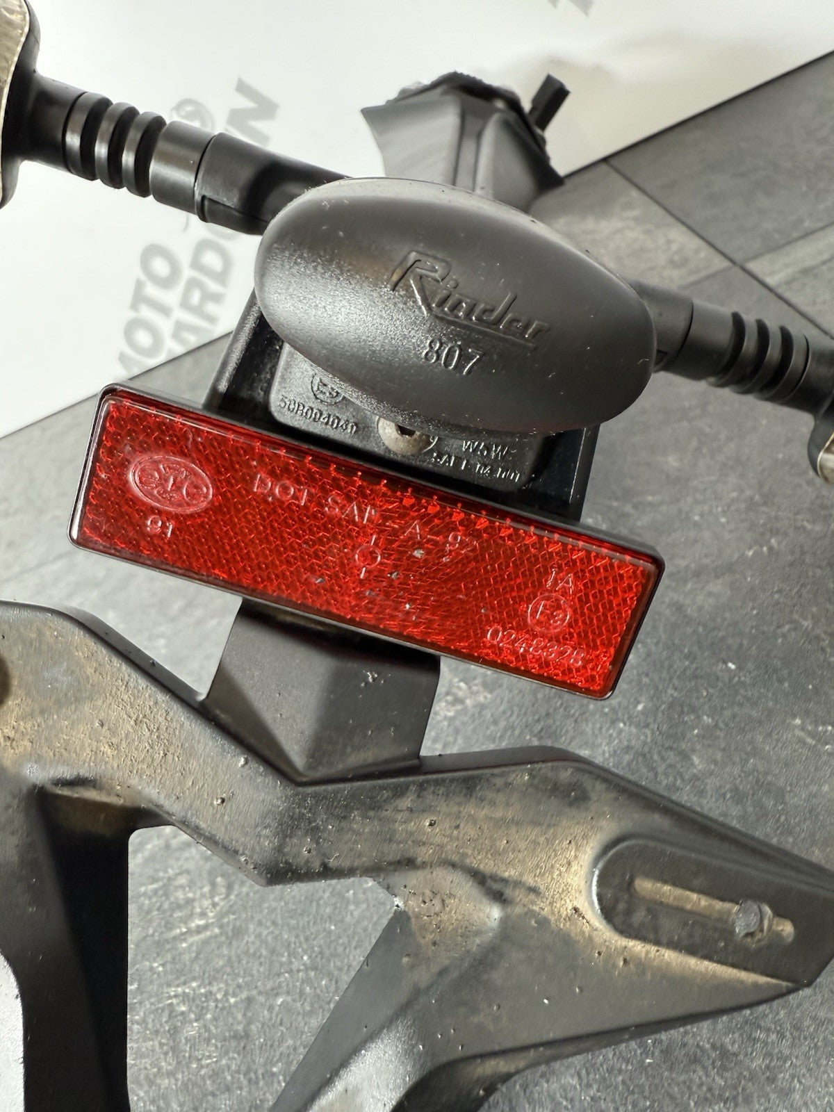 700c697f-bdd8-4df2-a0b8-5c8391e9260f