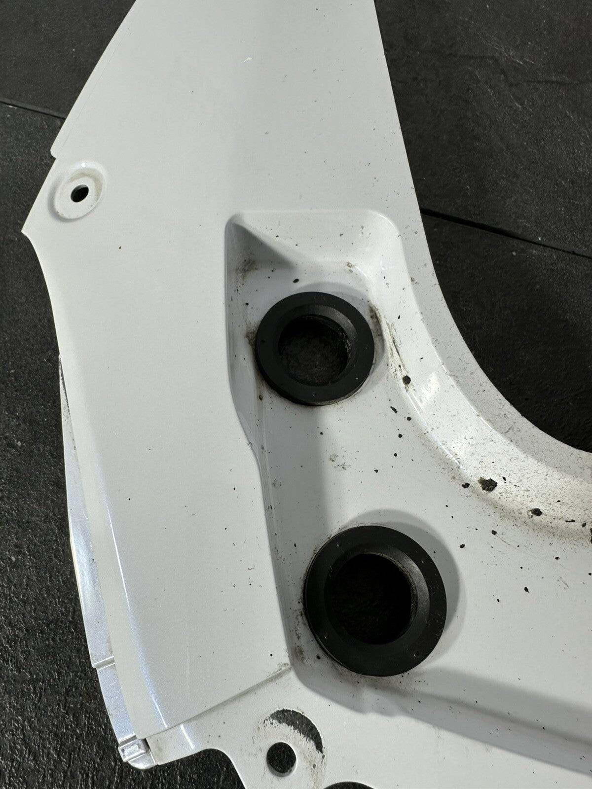 Suzuki GSXR 1000 2014 Subframe Lower Tail Fairing Panel 22774 Mile 2009-2016 OEM