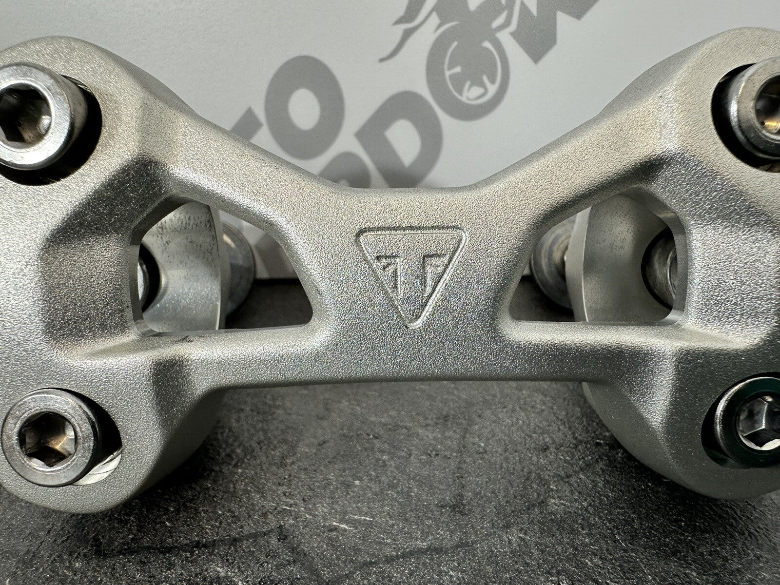 Triumph Street Triple 765 RS 2022 Handlebar Risers Clamps 2751 Miles 2020 2021