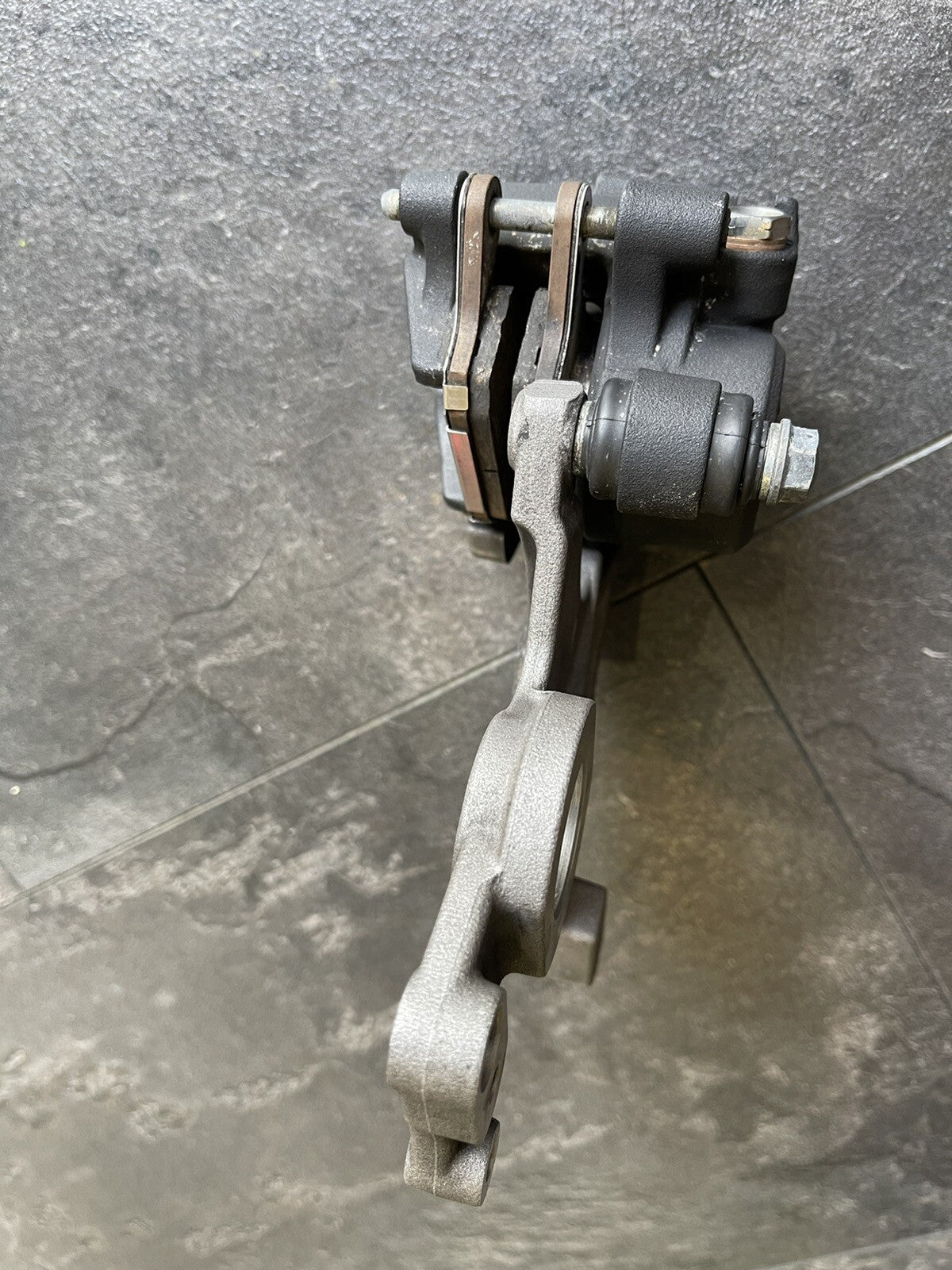 Yamaha MT10 SP 2019 Rear Brake Caliper NISSIN & Pads 10953 Mile R1 2CR 2017-2021