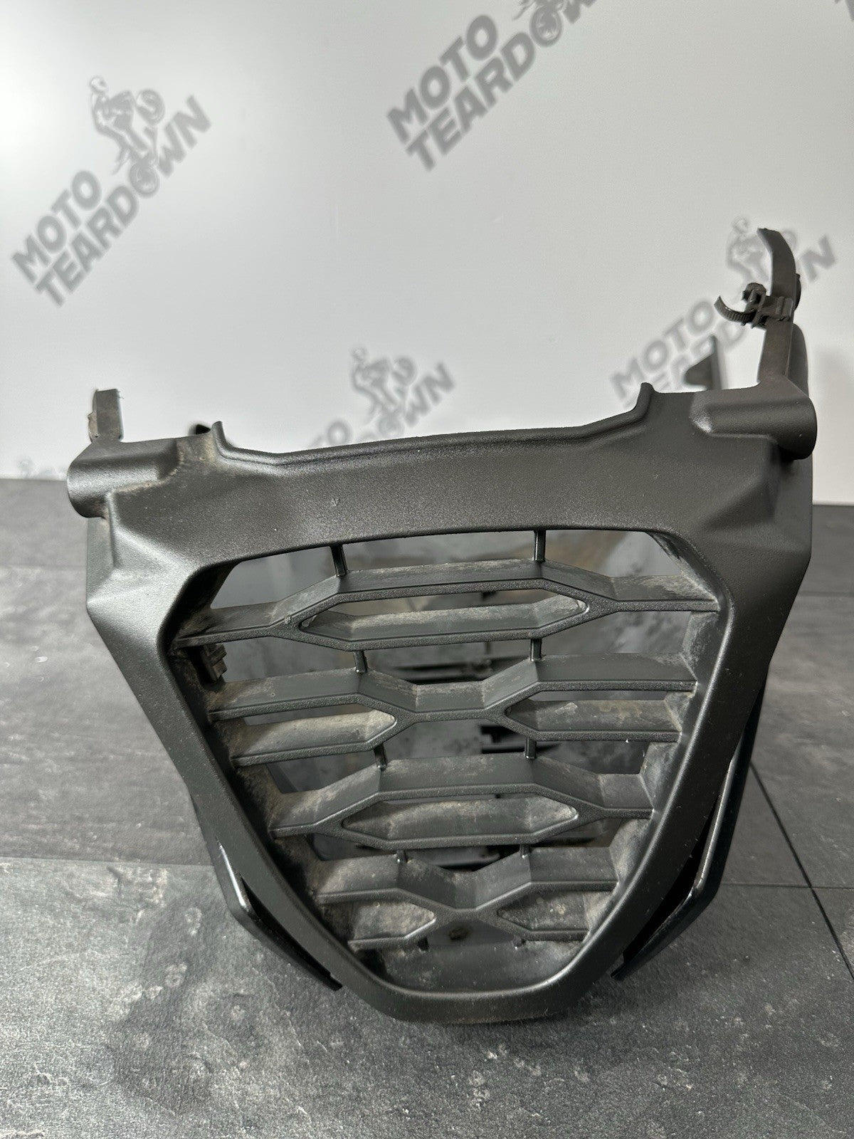 Aprilia RS660 2021 Belly Pan Fairing Engine Spoiler 6220 Miles 2022-2025 OEM
