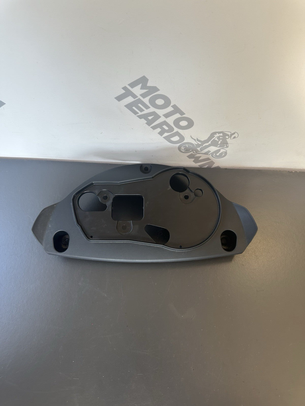 Triumph Street Triple 675 Clock Speedo DASHBOARD MOUNT T2307582 2007-11 OEM 675R