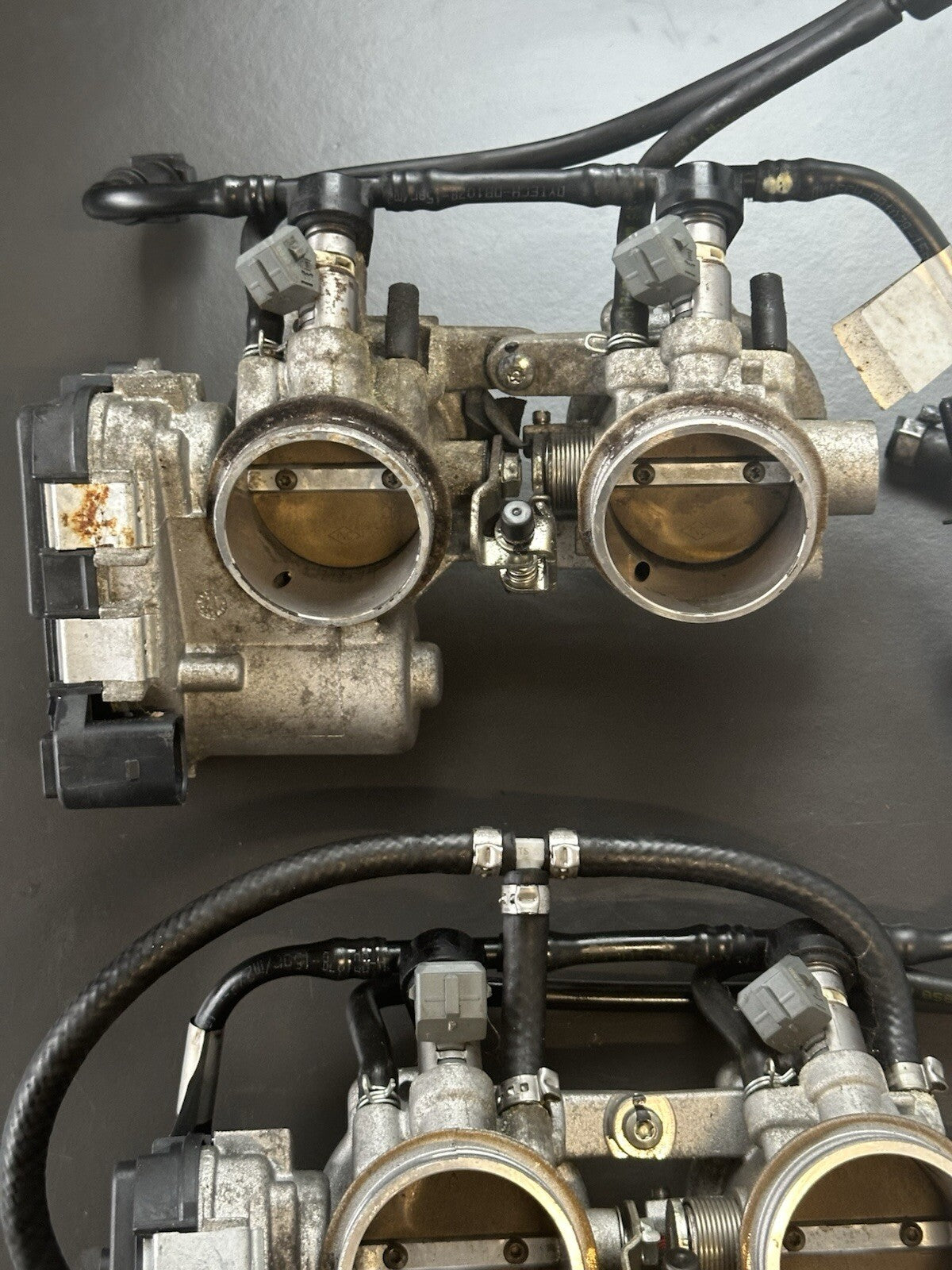 APRILIA TUONO V4 1100 FACTORY Throttle Bodies - 8573046 2017-2020 Front And Rear