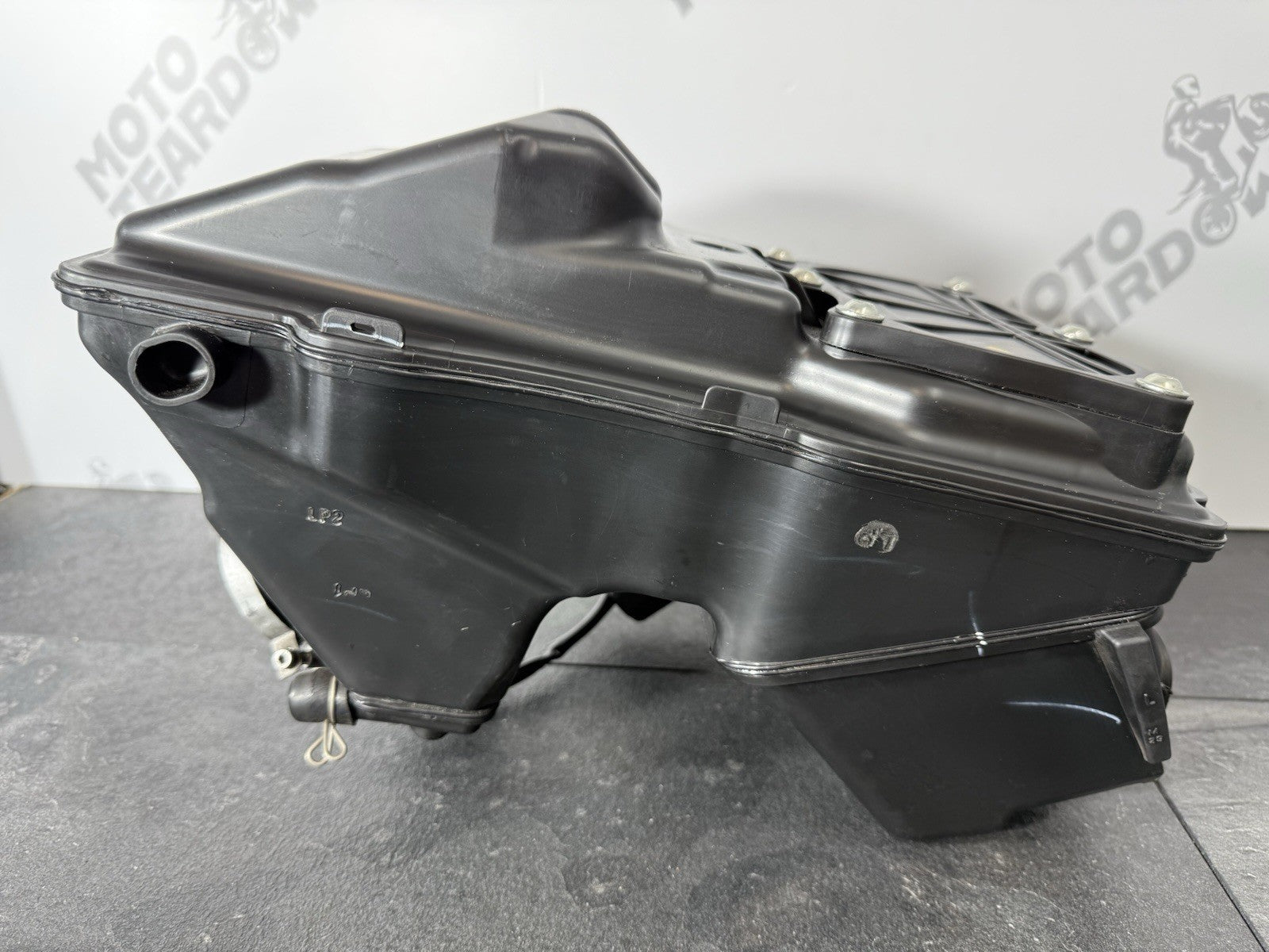 6b68831a-a86f-4cd0-8b4a-65e50ea13e4b