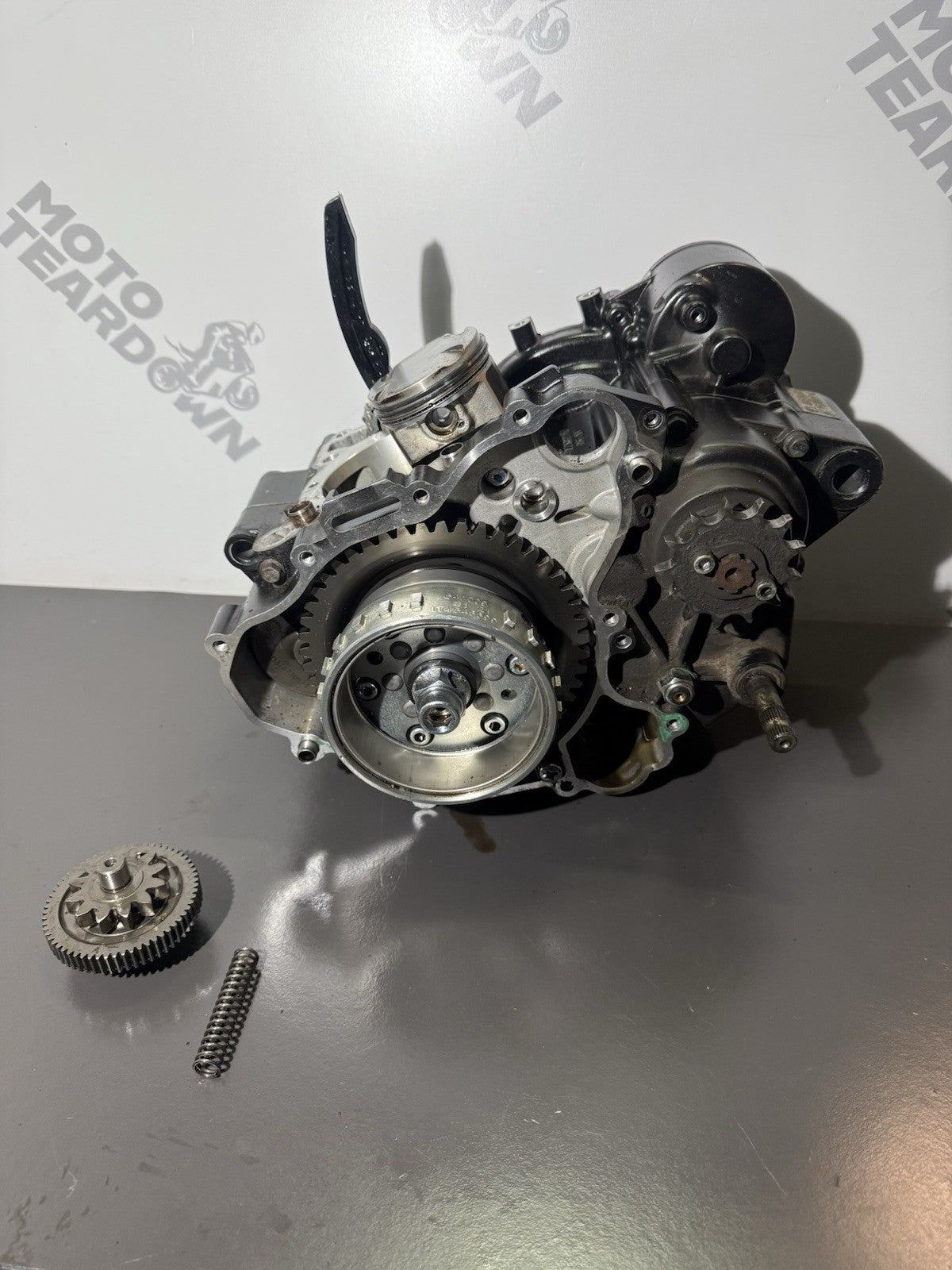 1b270b5f-5b22-4476-bb50-fdc55647cf24