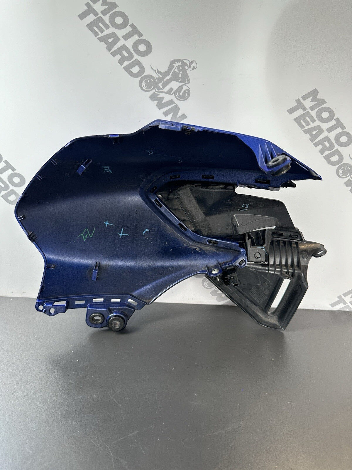 Yamaha MT-03 Left Fairing Left Petrol Tank Fairing B9TF413900P 2020 OEM LT