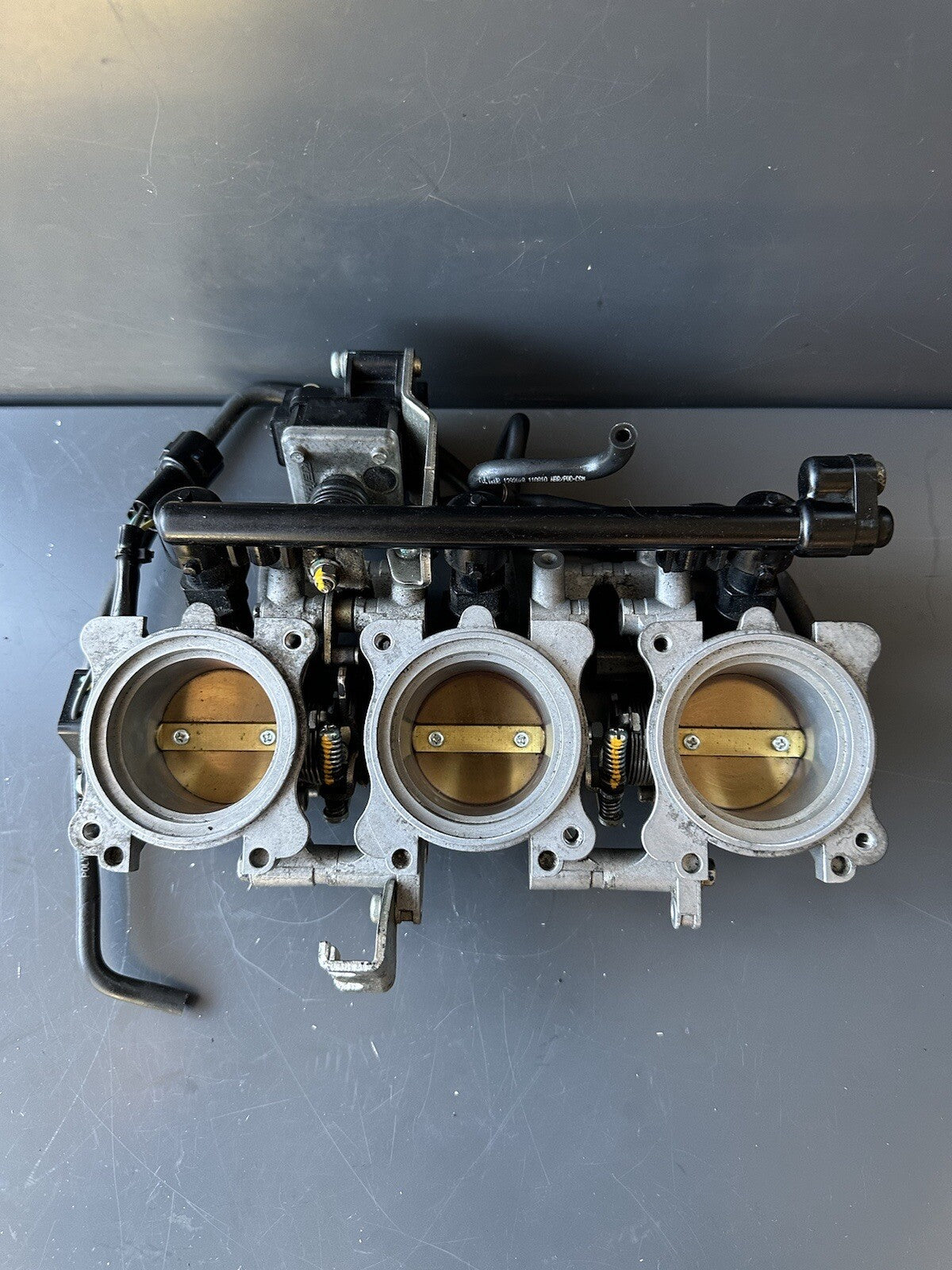 Triumph Daytona 675R Throttle Bodies OEM Daytona 675R Throttle Bodies OEM 2011