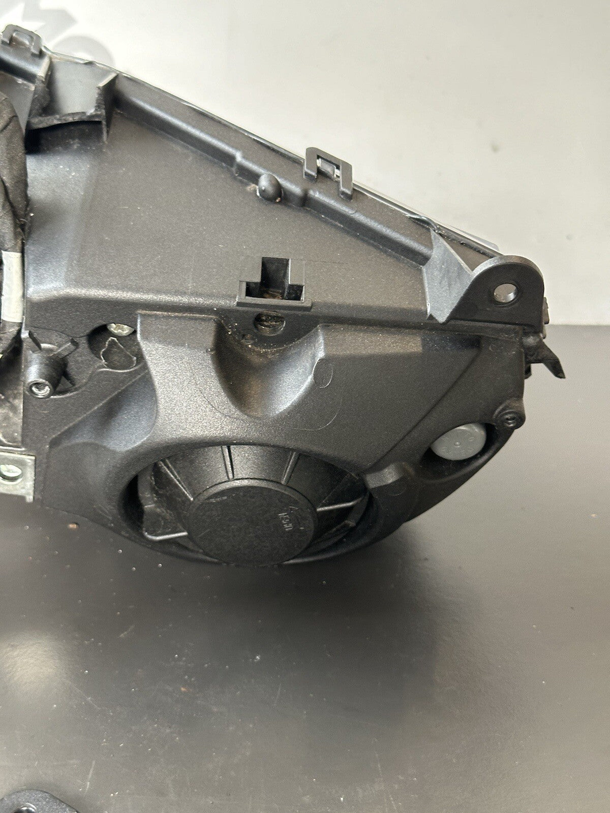 Aprilia Tuono 1100 V4 Factory Headlight headlamp 2015 - 2019 *CRACKED* OEM
