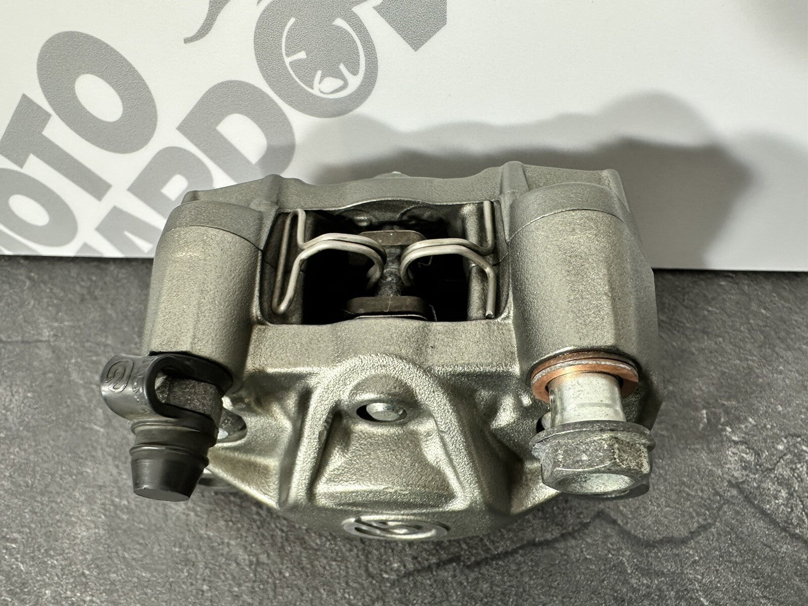 Aprilia Tuono V4 1100 2021 Rear BREMBO Brake Caliper 6606 Miles 2022-2024 OEM
