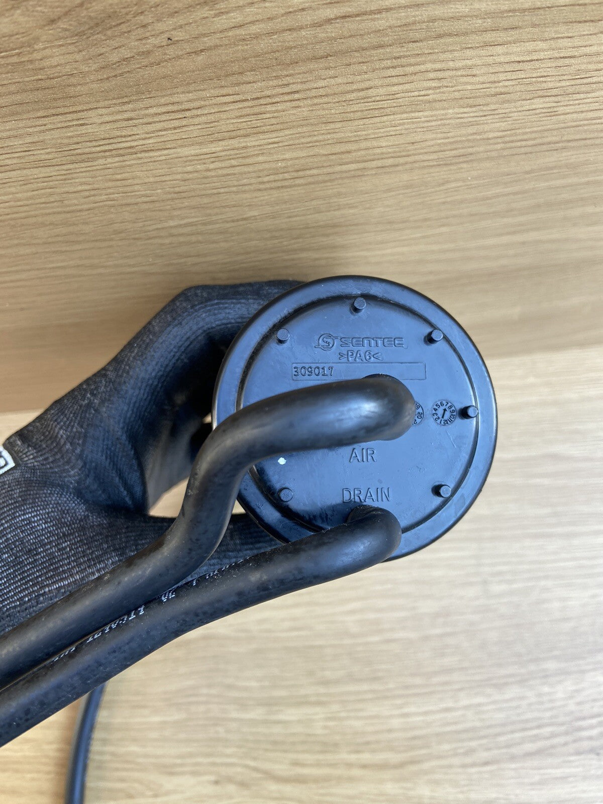 Triumph Street Triple 765 R Evap Vapor Charcoal Emission Canister EVAP PUMP OEM