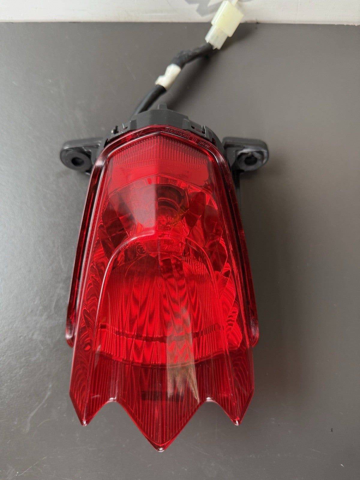 SUZUKI GSXS 125 REAR LIGHT Rear Brake Light 2017-2020 GSXS 125 Rear Light OEM