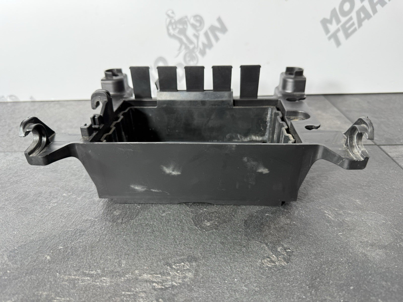 0ad952d7-b1a2-4779-9798-db8c7e128c93