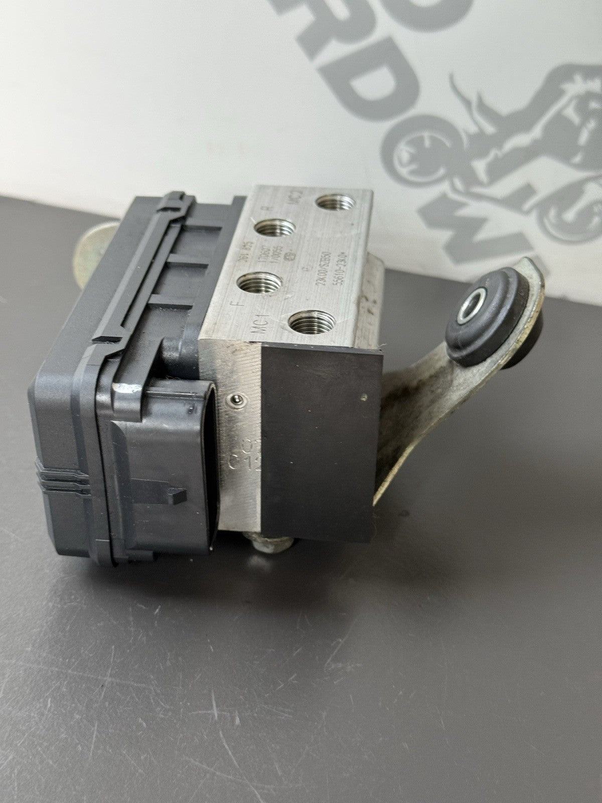 Suzuki GSXS 125 ABS Pump Controller 2017-2021 Suzuki GSXS 125 ABS Pump OEM