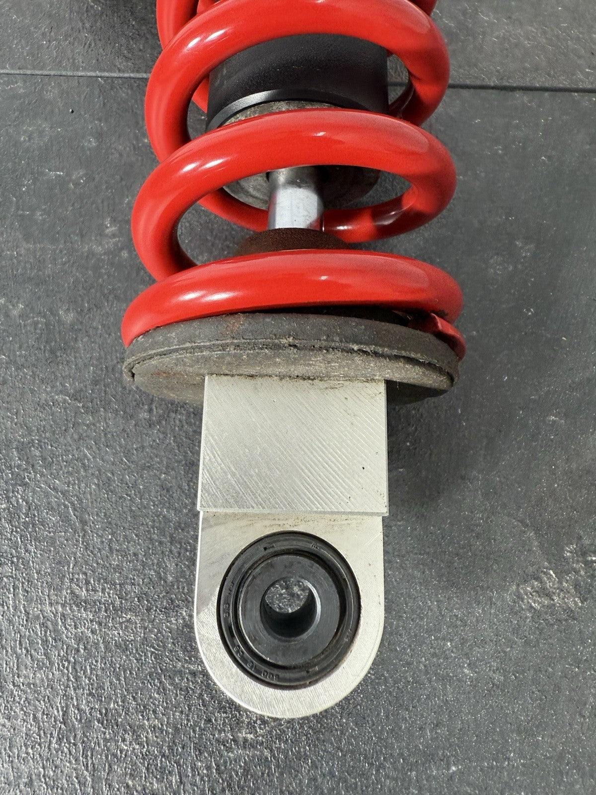 16dad175-1031-4e14-8d8c-69b9138b1629