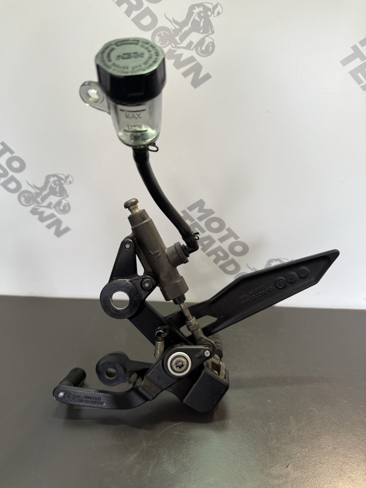 b5865068-dd08-4e19-ab3b-f60a56af56f9