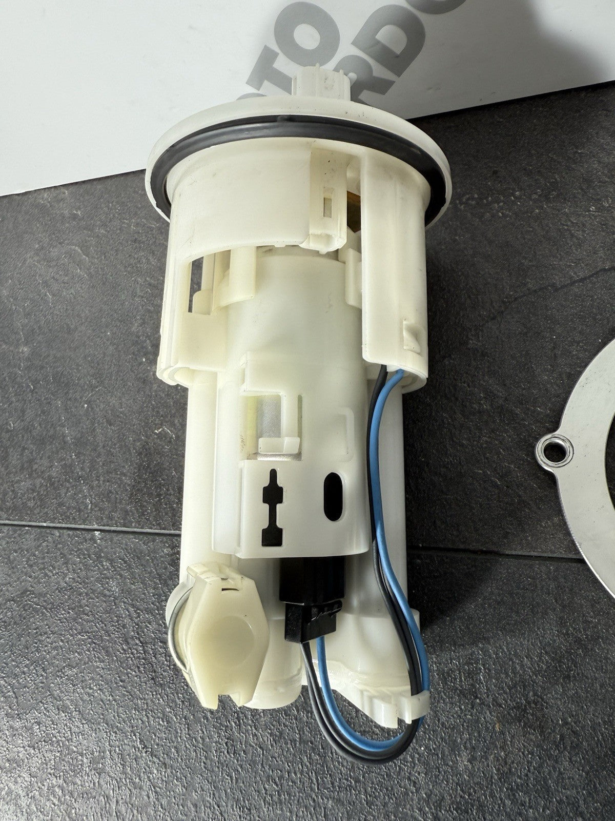 9ead7309-0f32-42b5-814c-c90dd90213b3