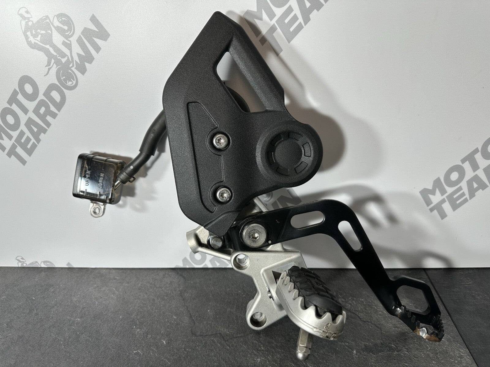 Triumph TIGER 900 GT PRO 2022 Right Footrest Rearset Rear Brake 6337m 2020-2023