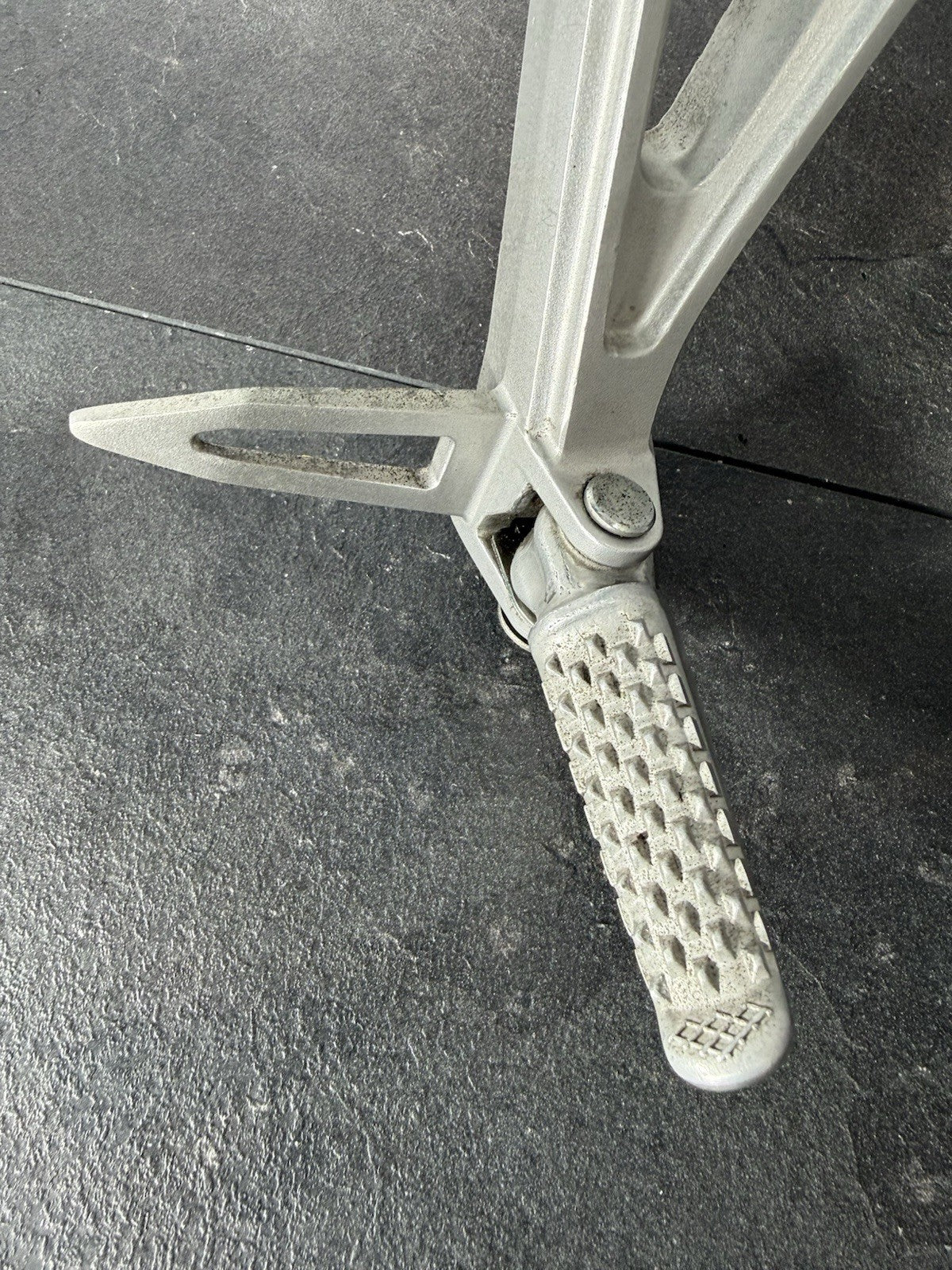 28ce6761-f8d4-4bbe-b0c1-ad63c3a5ef55