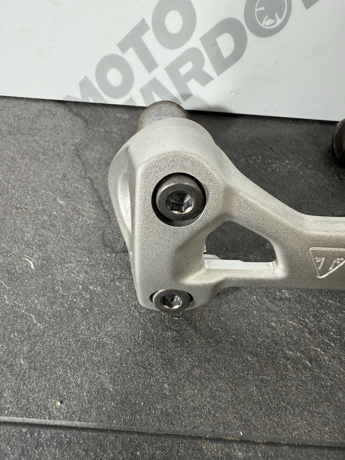 Triumph Street Triple 765 RS 2021 Handlebar Risers Clamp 21650 Miles 2020-2022
